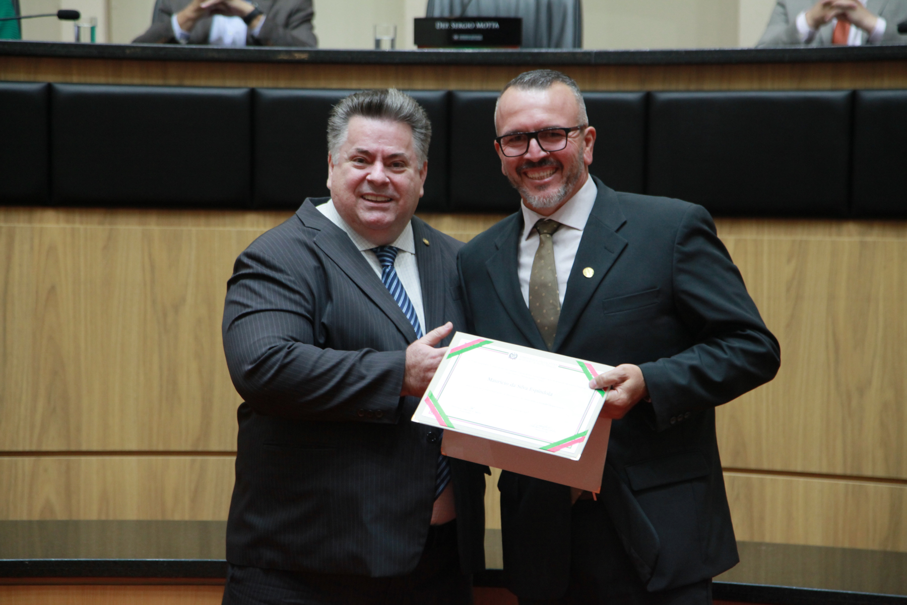 Sessão Especial em homenagem aos 35 anos do Ministério da Palavra Viva Church