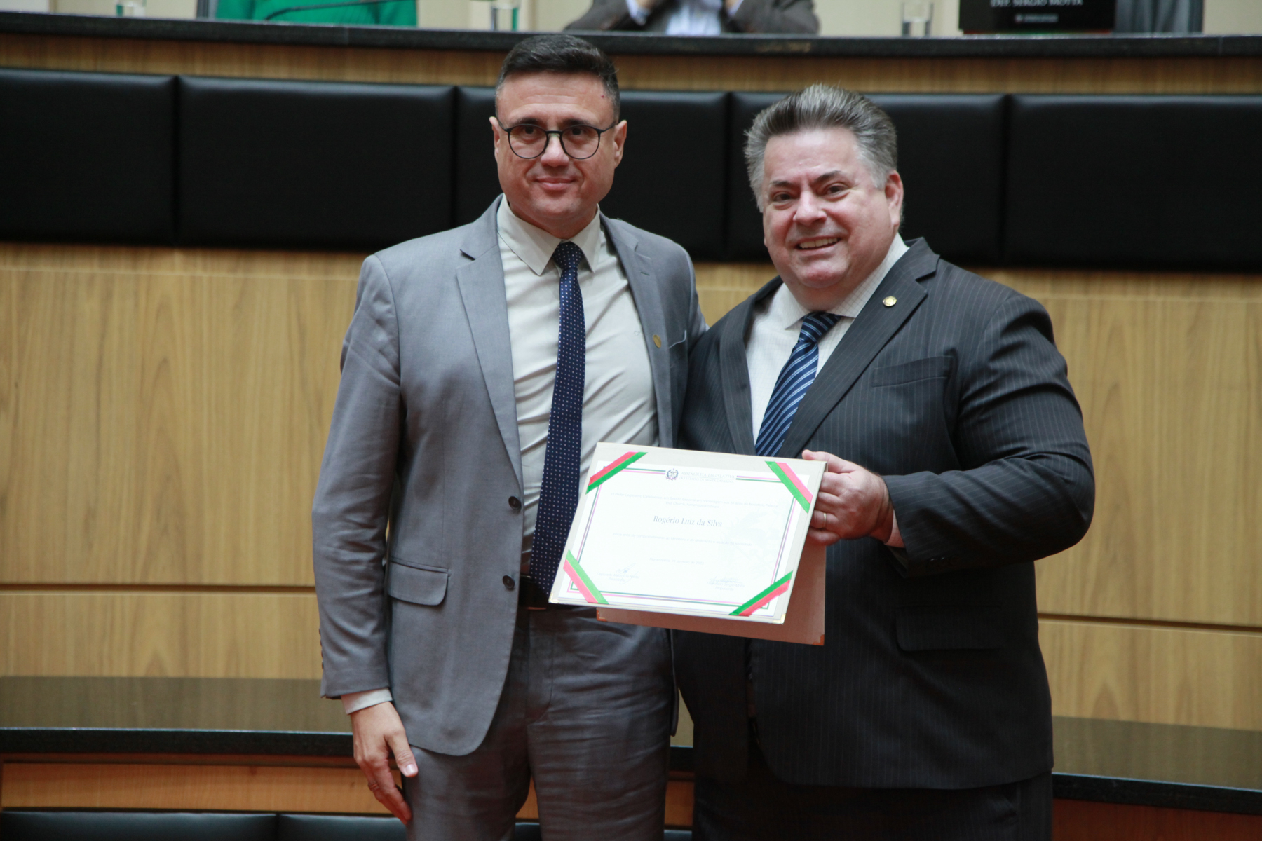 Sessão Especial em homenagem aos 35 anos do Ministério da Palavra Viva Church