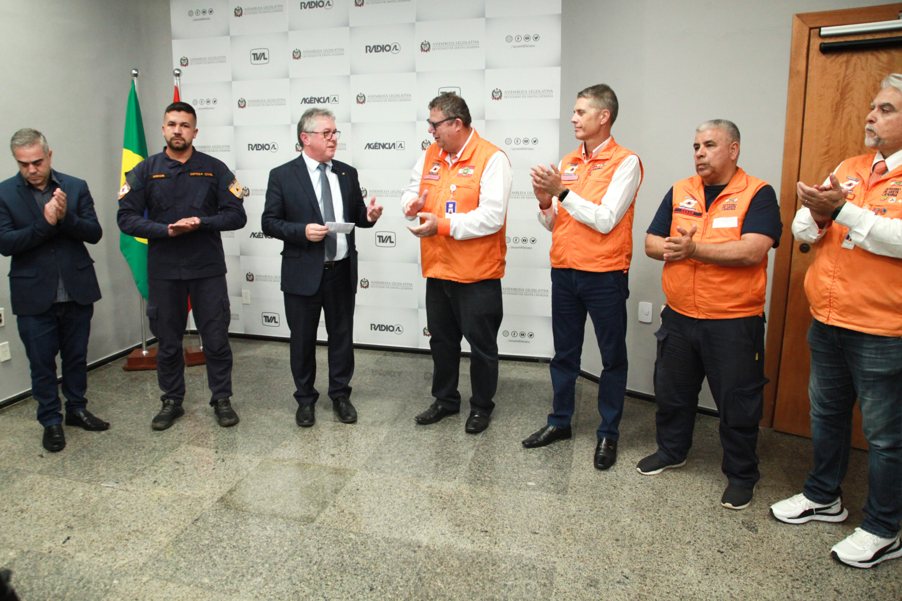Moção de Aplauso a Defesa Civil de SC