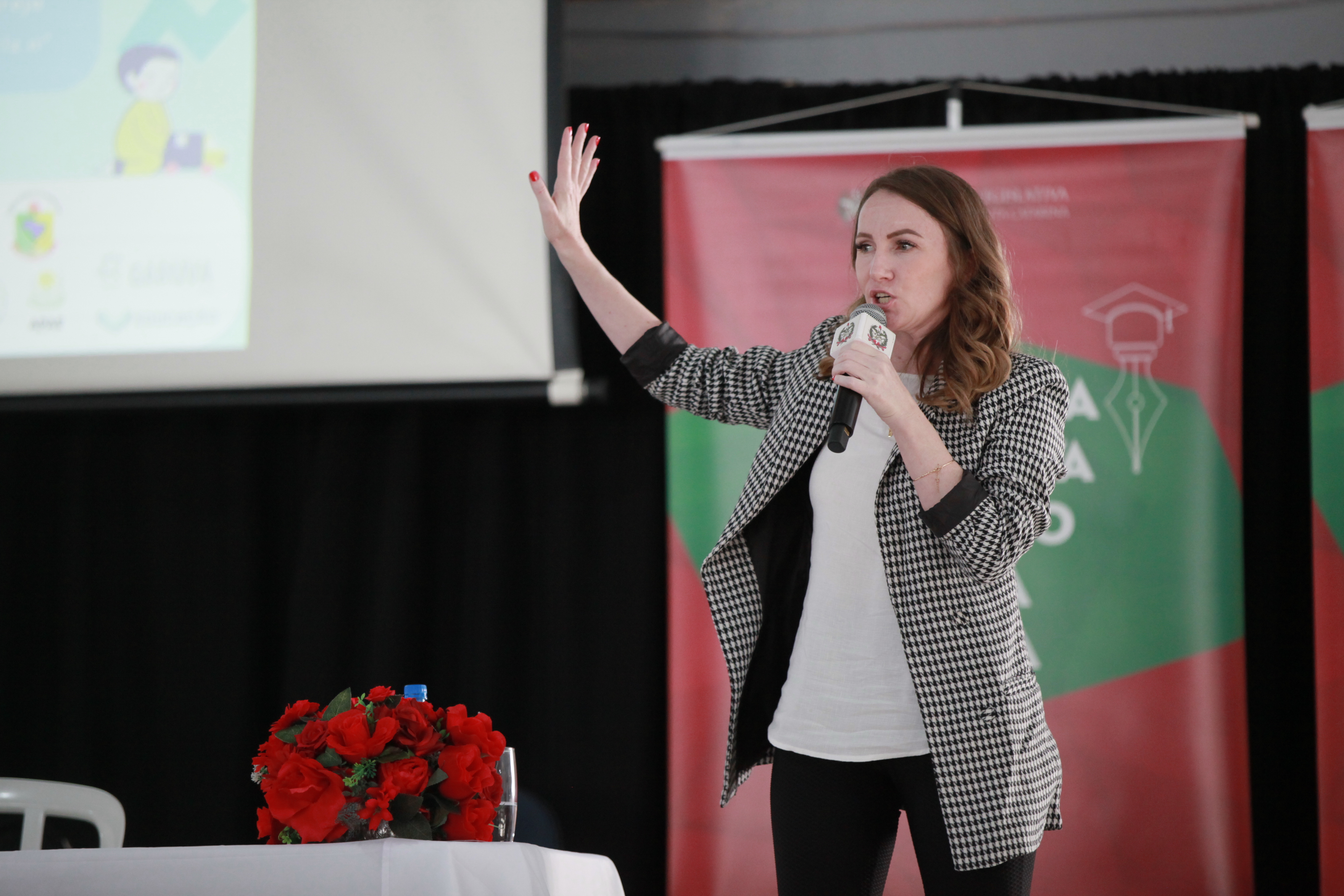 Seminário sobre Transtorno do Espectro Autista em Garuva - Siviana da Silva