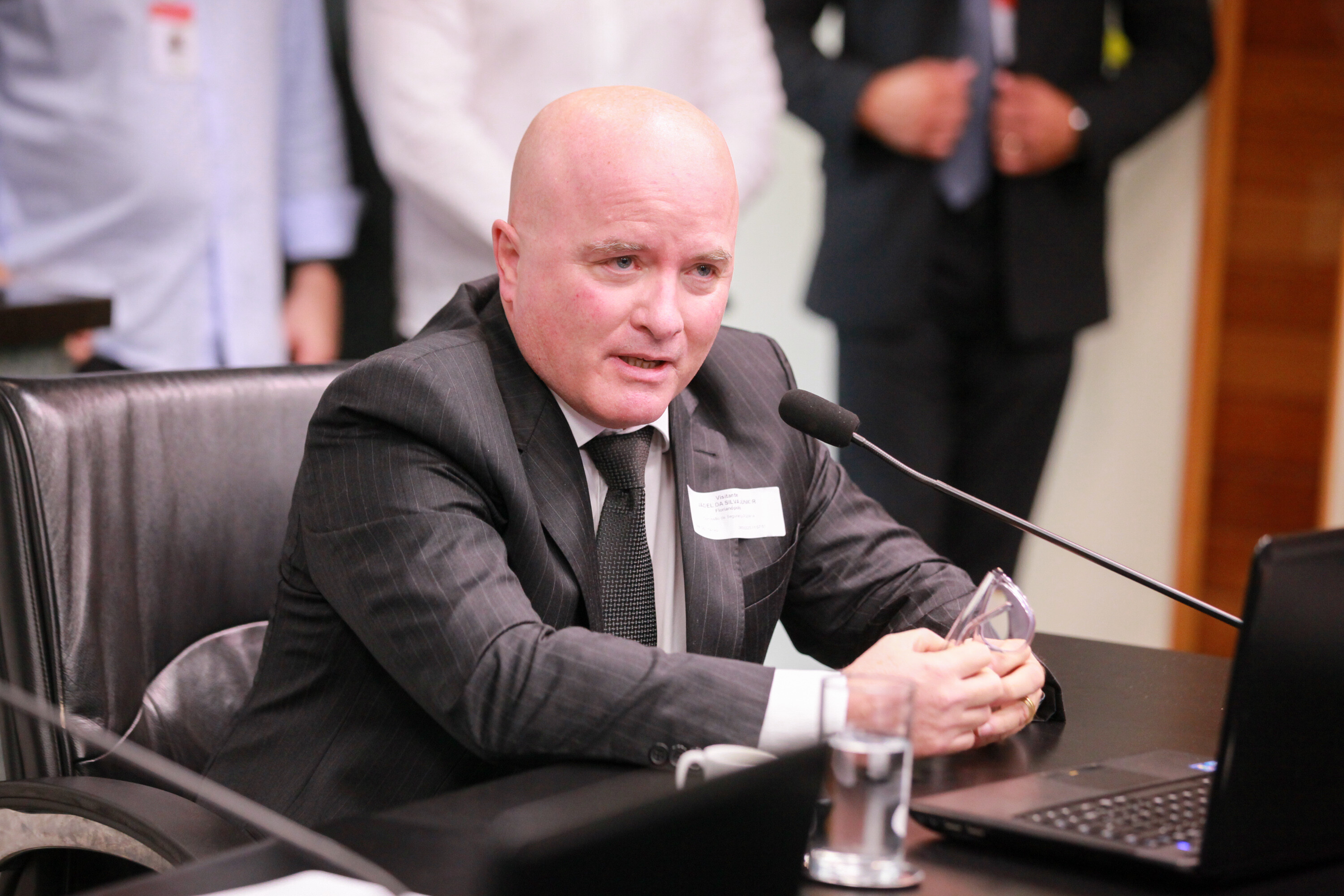 Promotor público Jádel da Silva Júnior