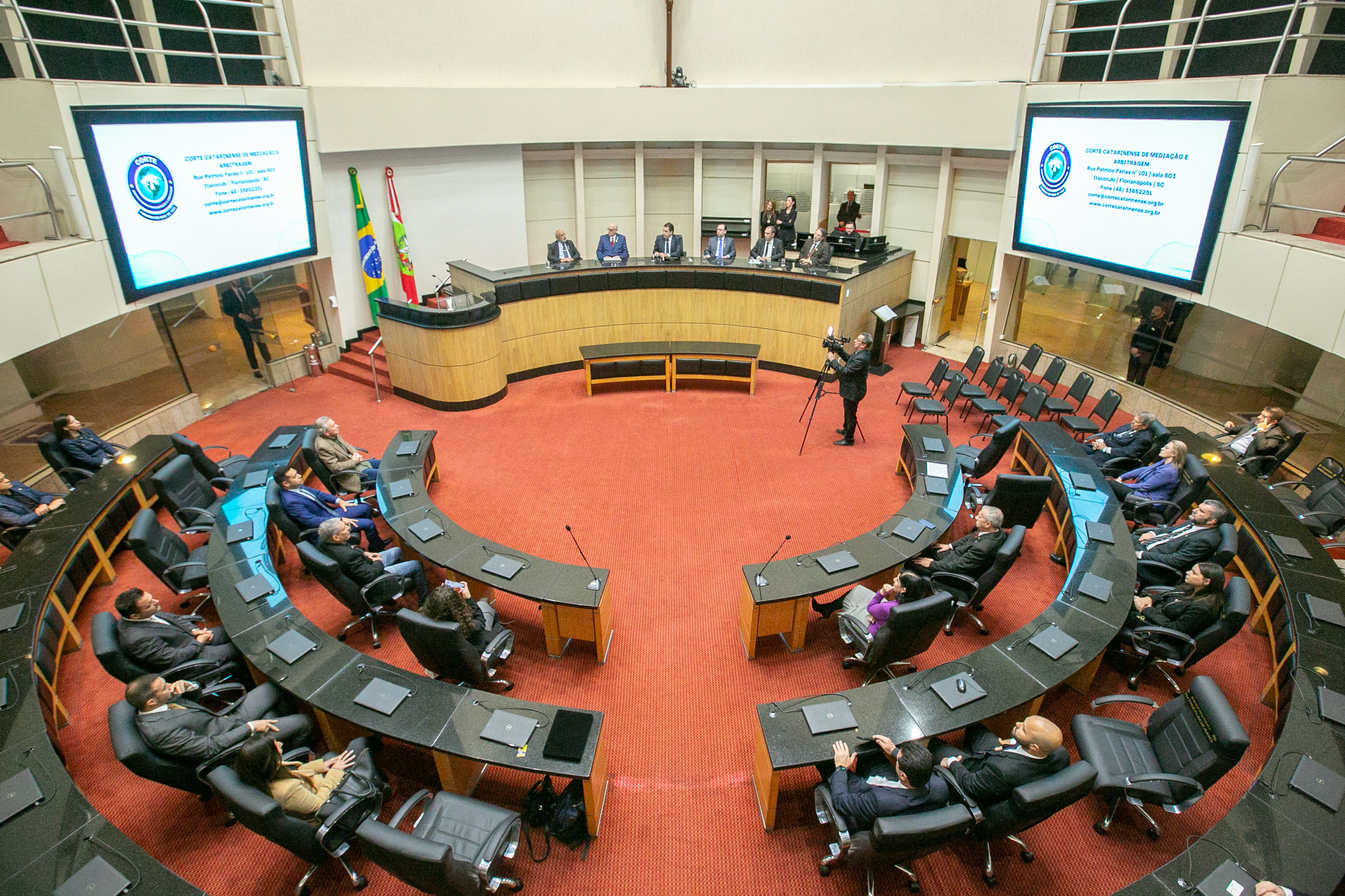 SESSÃO ESPECIAL –  Homenagem aos 25 anos da Corte Catarinense de Mediação e Arbitragem – CORTE