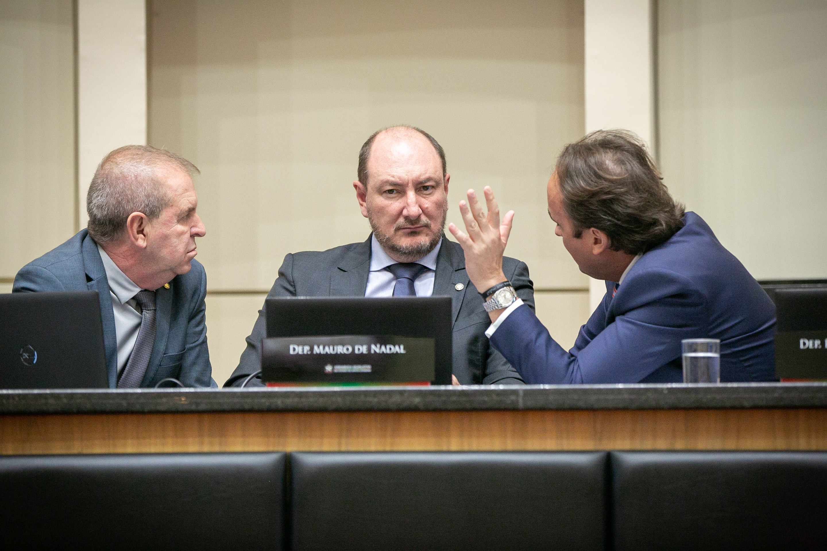 Deputado Maurício Eskudlark (PL), 
Deputado Mauro de Nadal (MDB) e Deputado Carlos Humberto (PL)