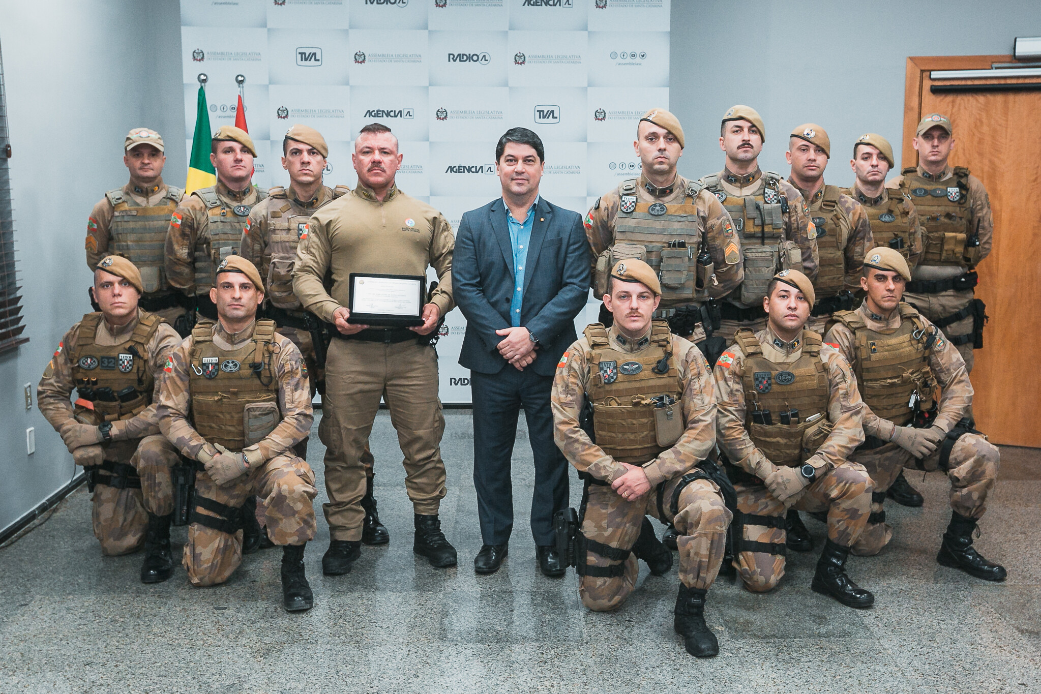 Comandante da PM em Itapema recebe homenagem na Alesc