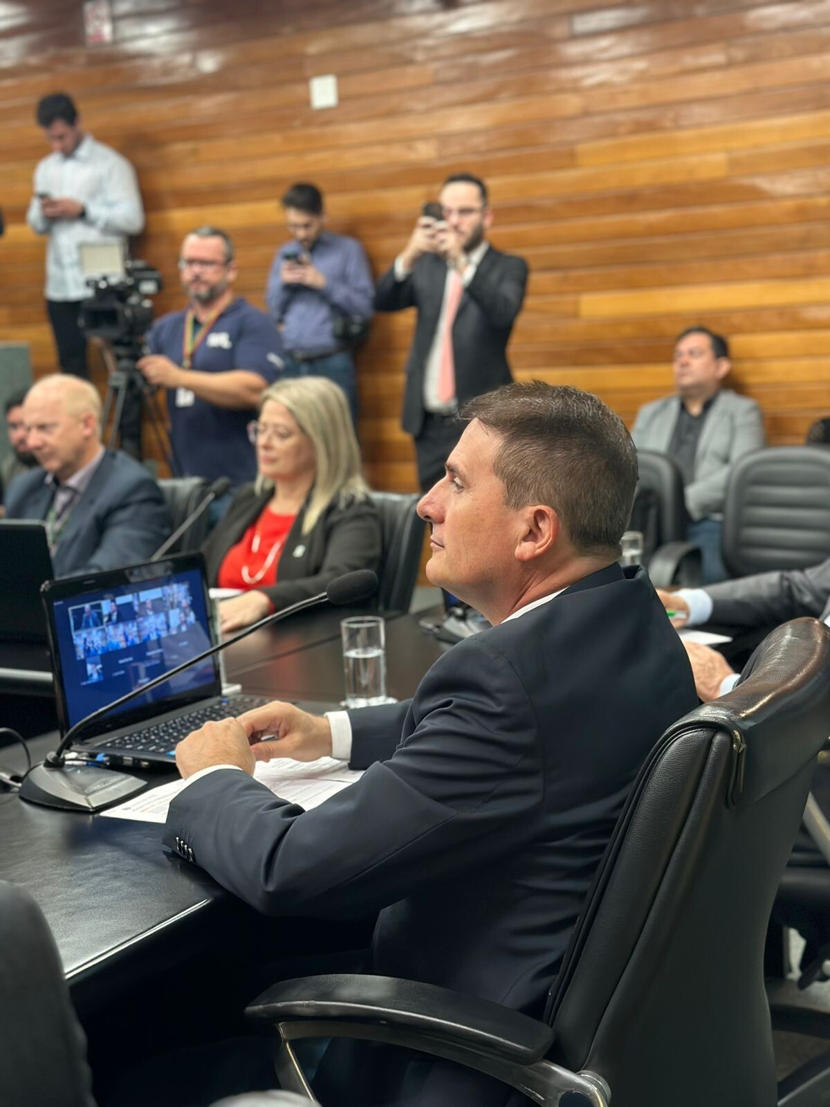 Deputado Altair Silva no comando da Comissão de Agricultura