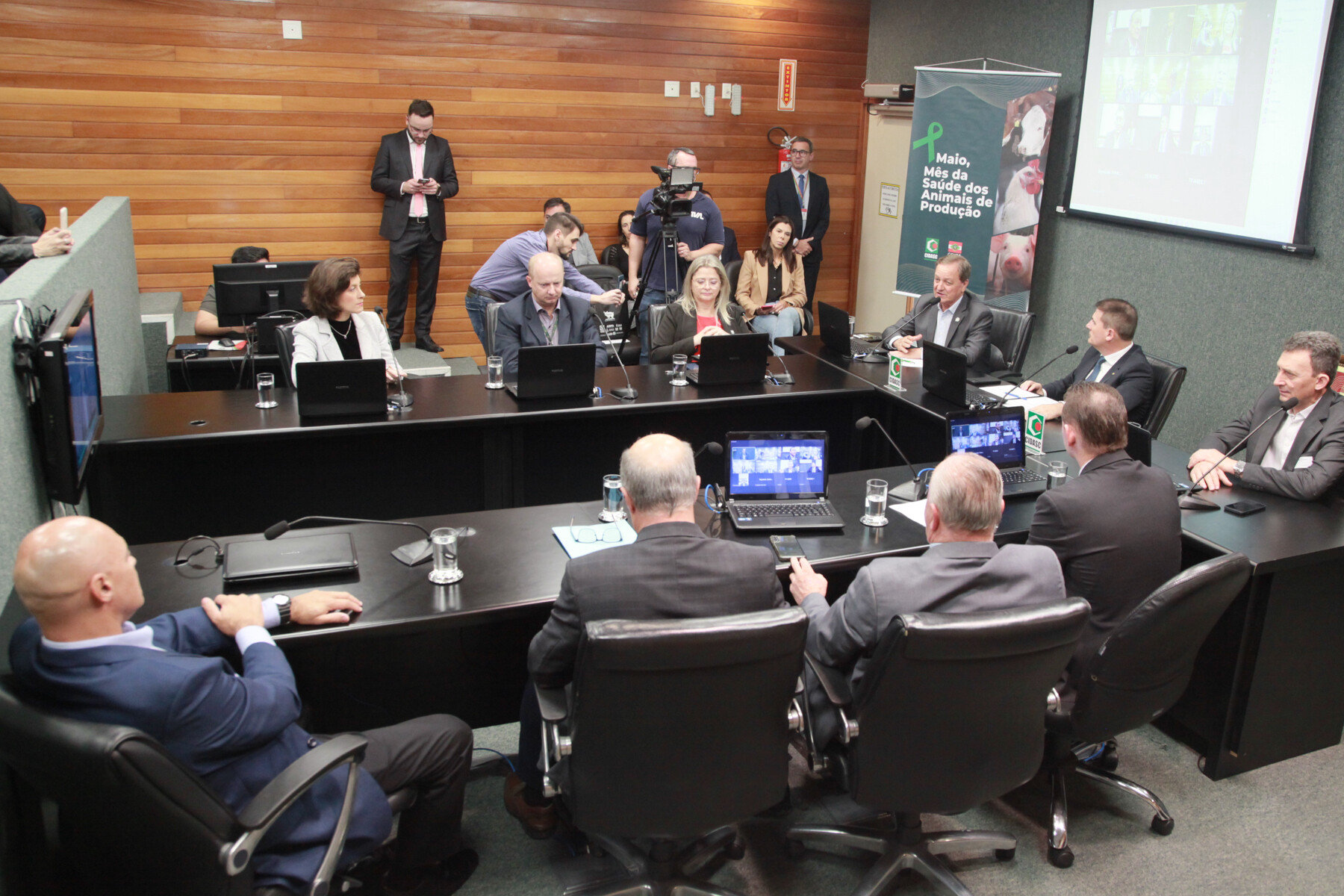 Comissão de Agricultura debate prevenção à febre aftosa