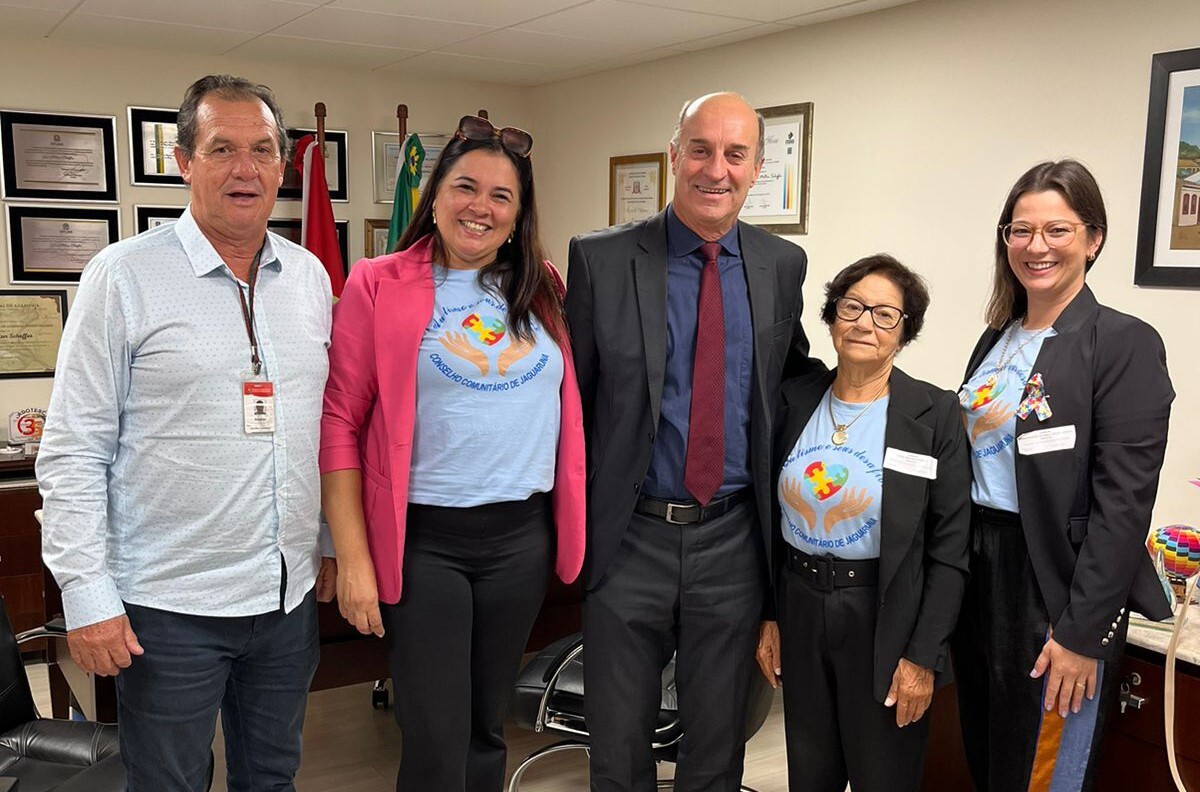 Zé Milton recebe solicitações da Associação de Autistas de Jaguaruna