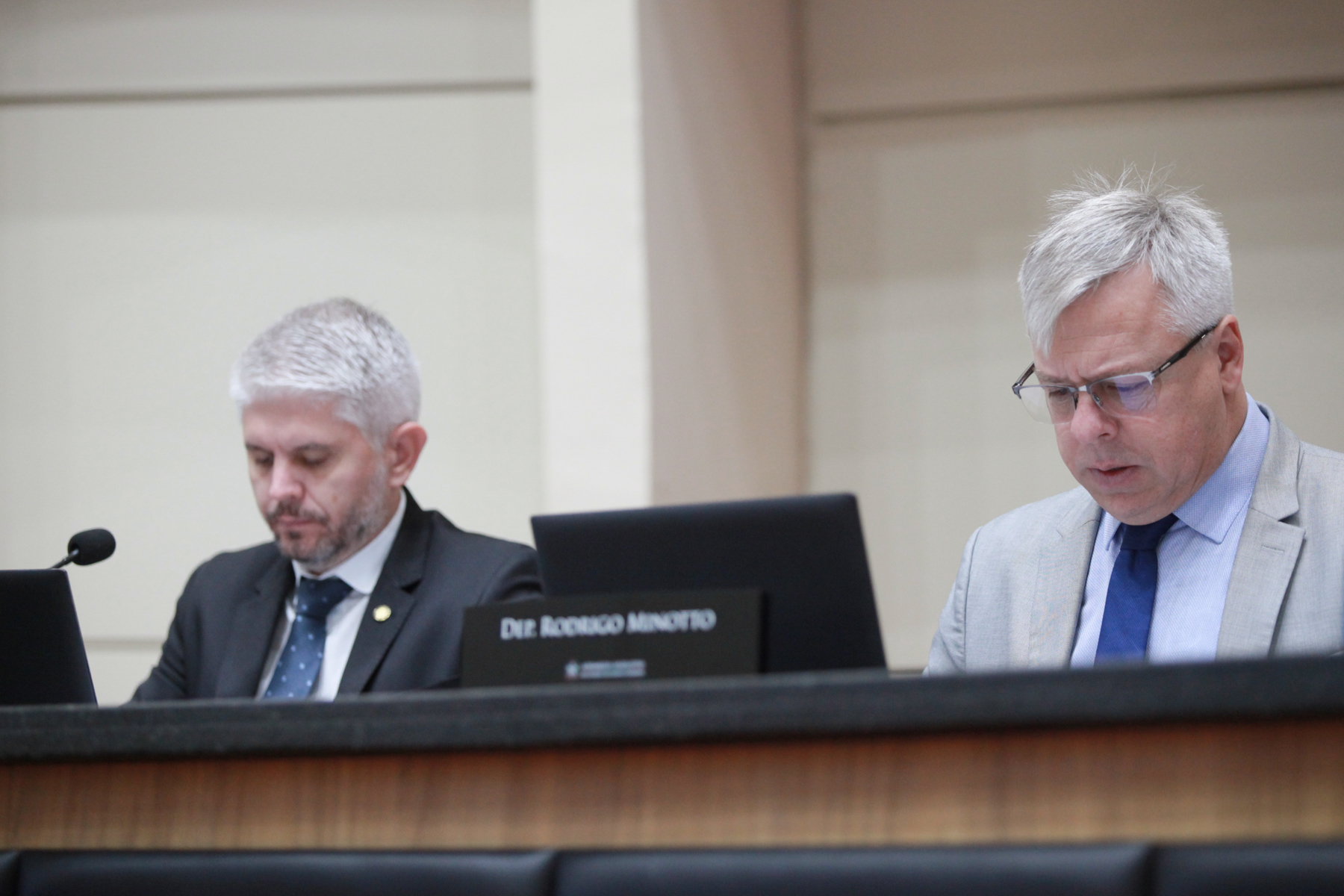 - Deputado Delegado Egídio Ferrari (PL) - Deputado Fabiano da Luz (PT)