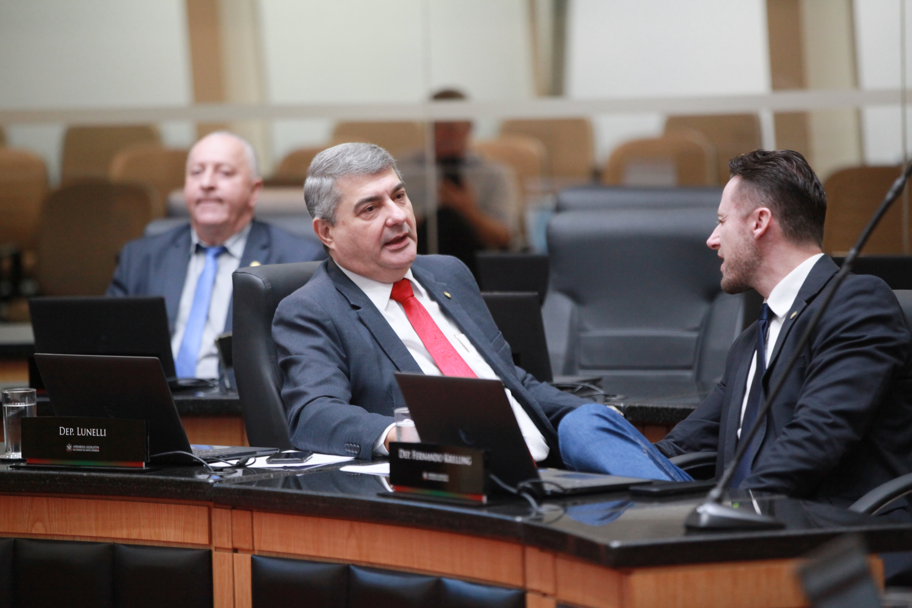 - Deputado Antídio Lunelli (MDB)