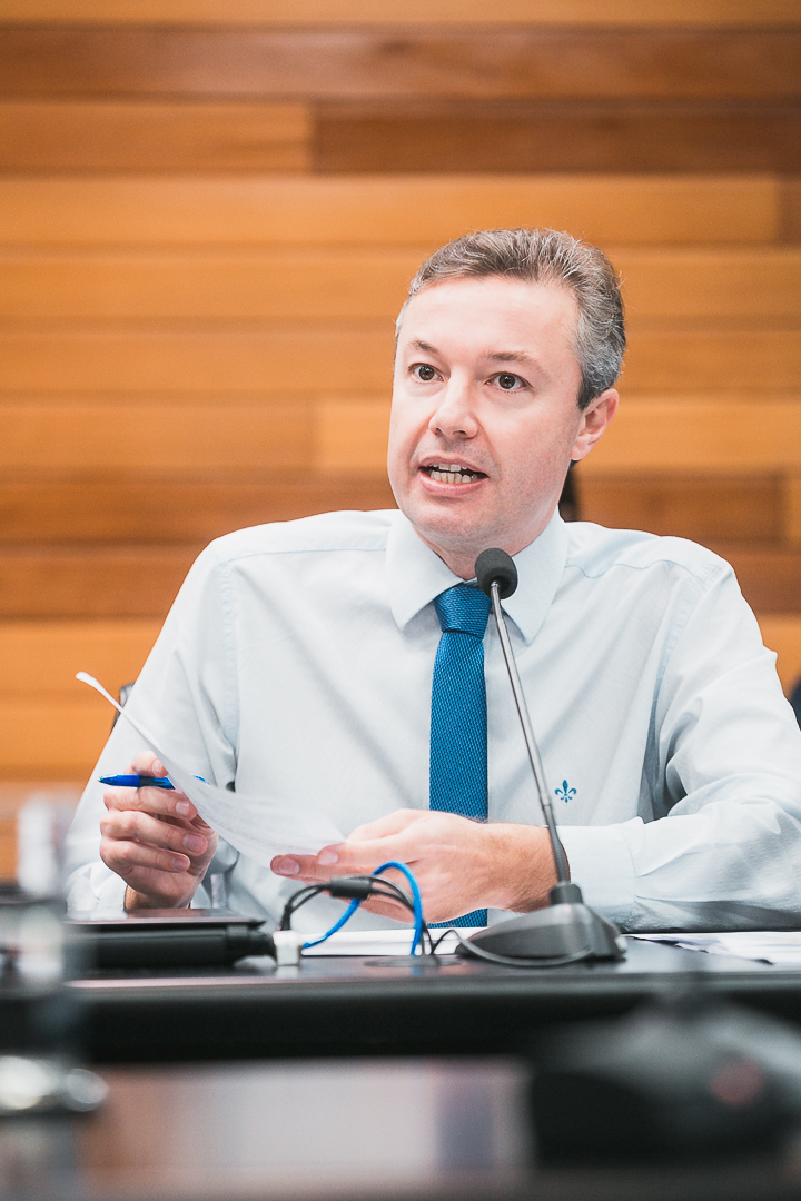 - Deputado Napoleão Bernardes (PSD)