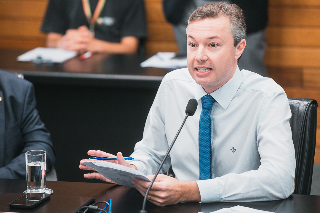 - Deputado Napoleão Bernardes (PSD)