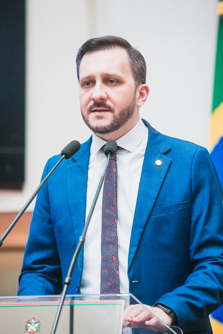 - Deputado Pepê Collaço (PP)