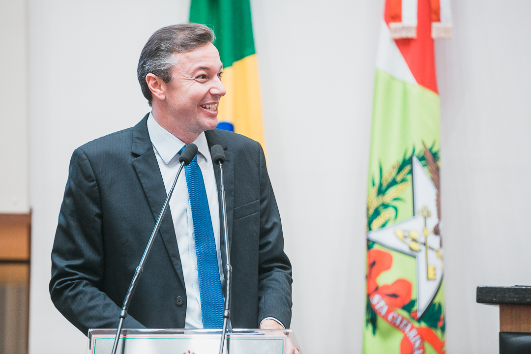 - Deputado Napoleão Bernardes (PSD)