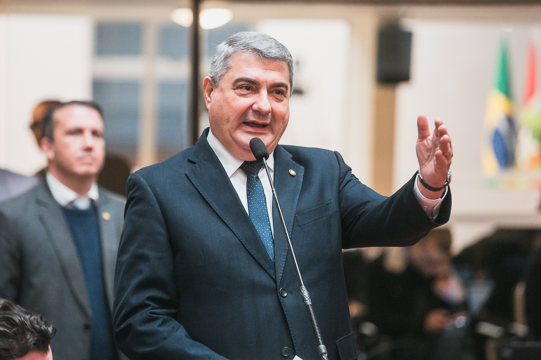 - Deputado Antídio Lunelli (MDB)