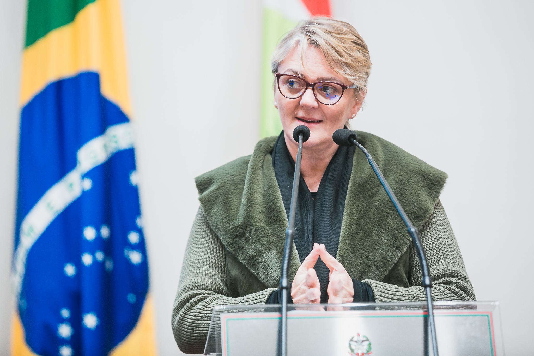 - Deputada Luciane Carminatti (PT)