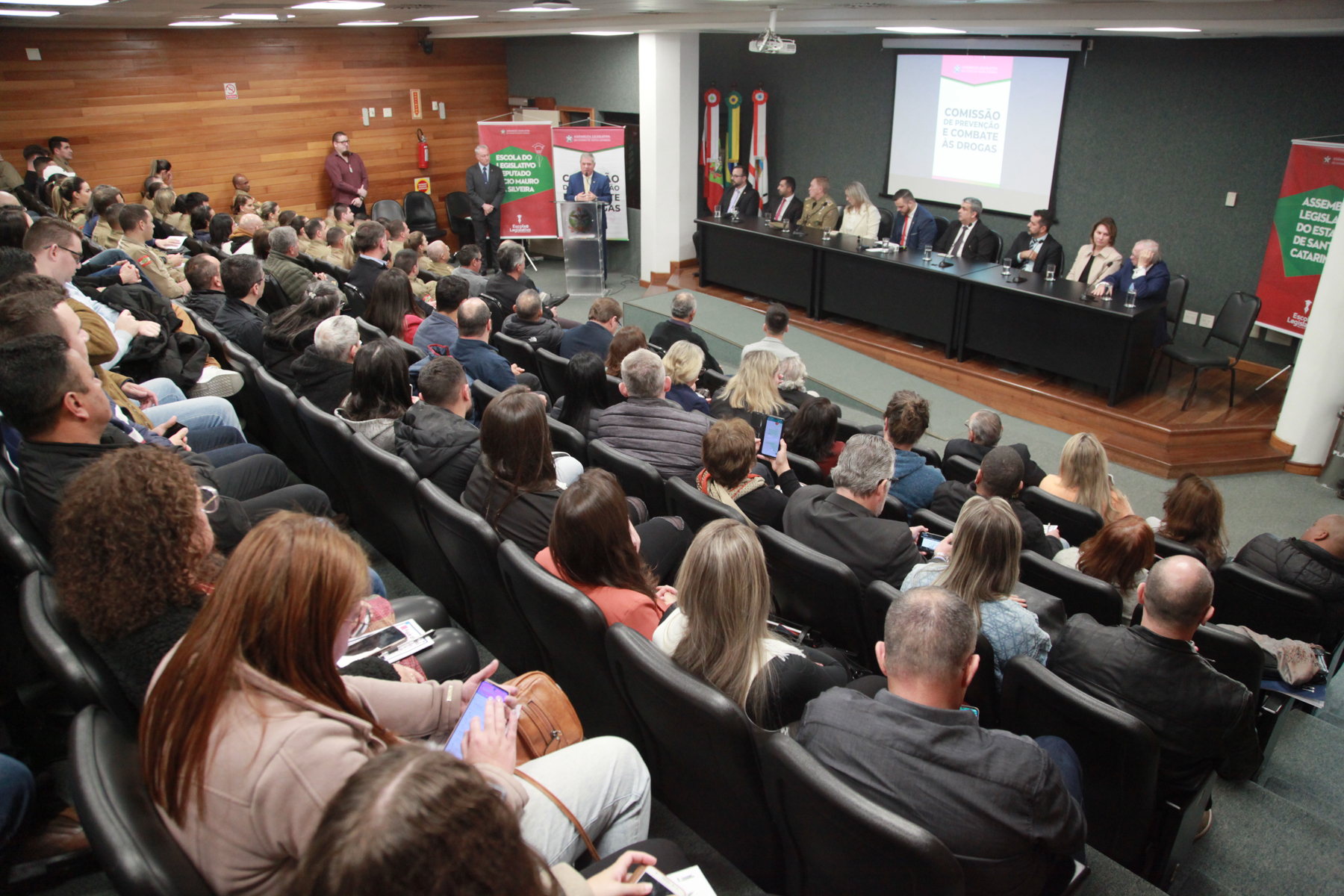 Seminário Estadual de Políticas Sobre Drogas: Desafios e Oportunidades