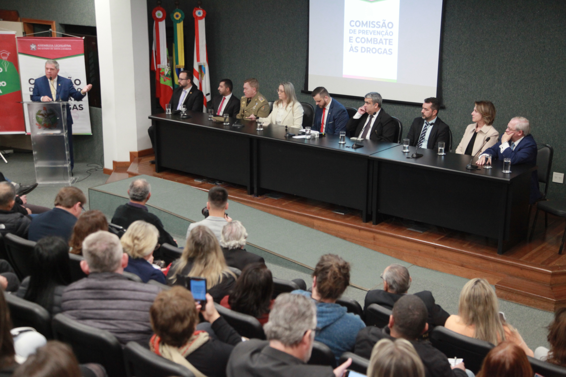 Seminário Estadual de Políticas Sobre Drogas: Desafios e Oportunidades