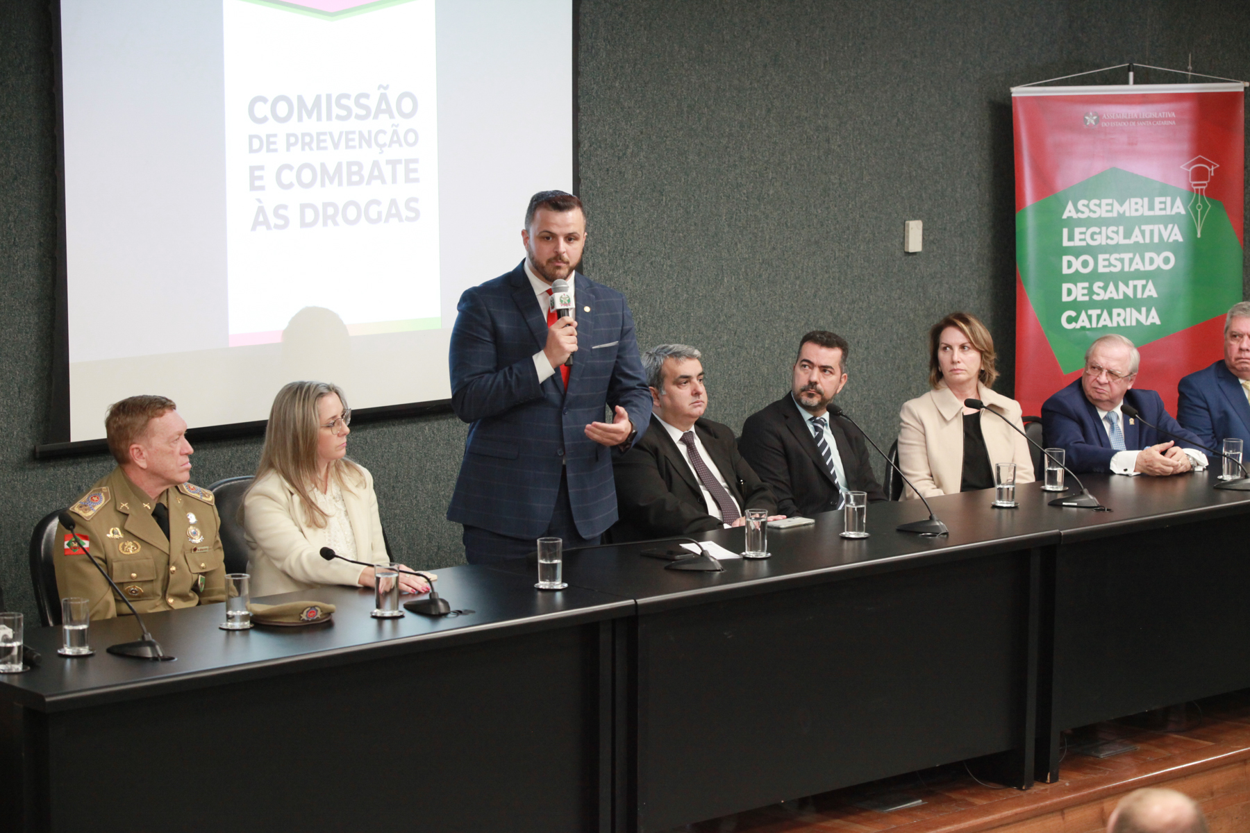 Seminário Estadual de Políticas Sobre Drogas: Desafios e Oportunidades