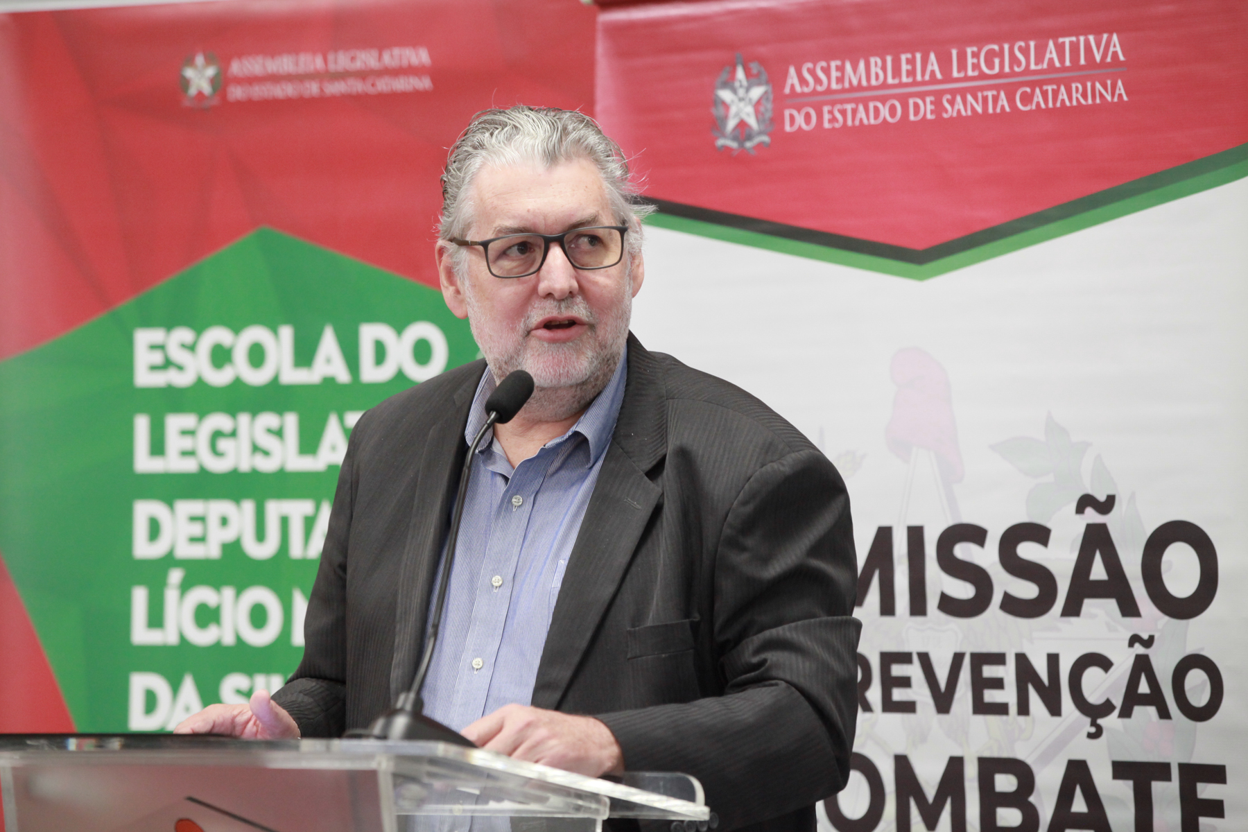 Seminário Estadual de Políticas Sobre Drogas: Desafios e Oportunidades - arcos Edwin Mey (Conen-SC)