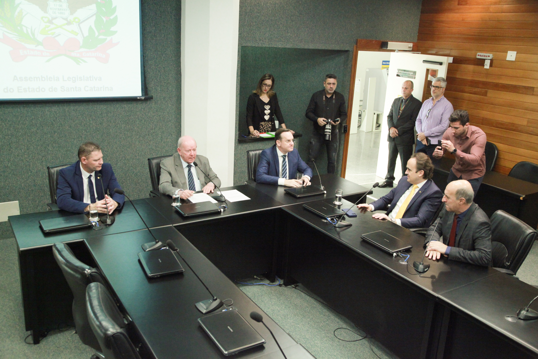 Reunião de Instalação de Comissão Especial (ARESC)