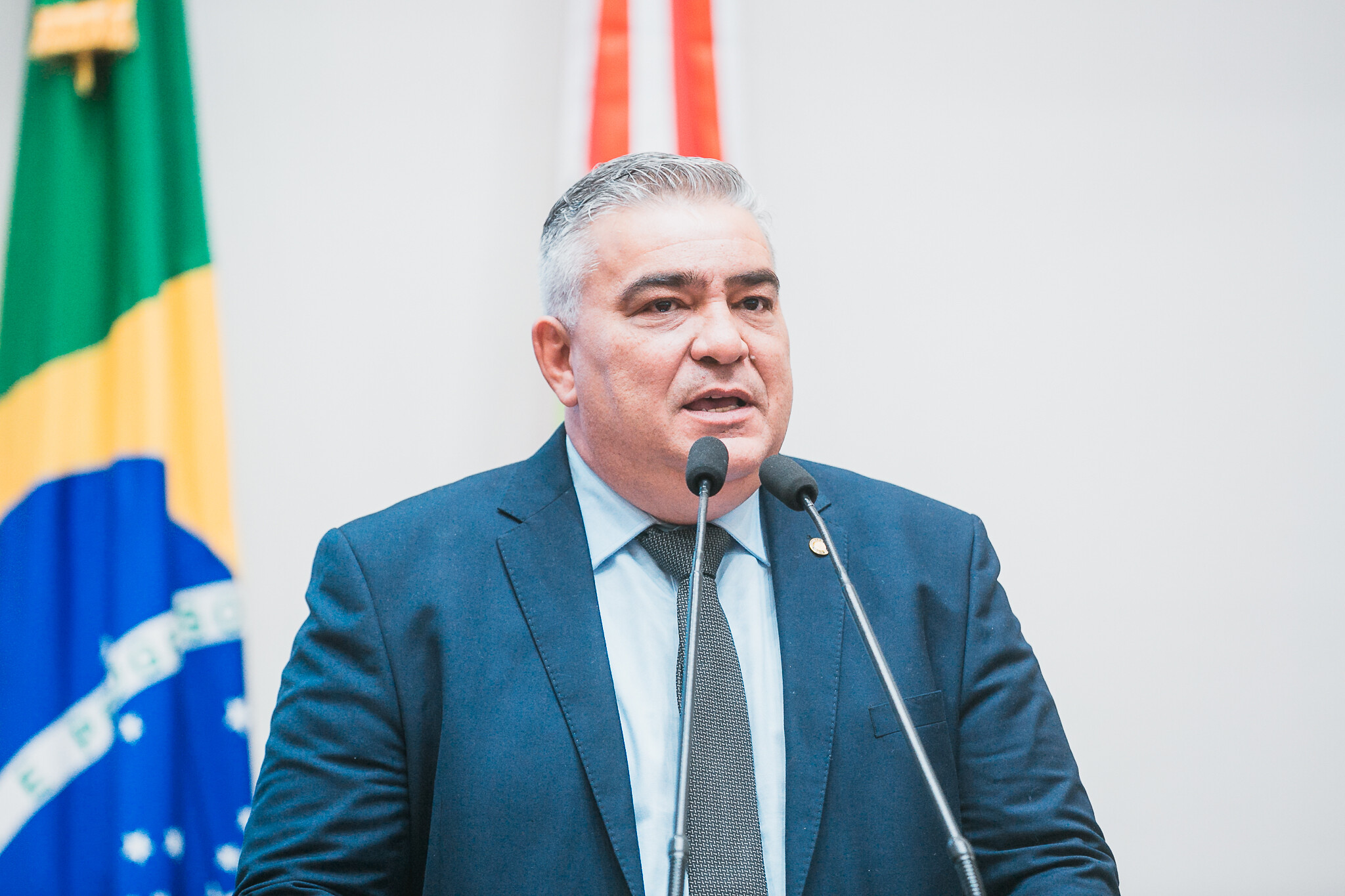 Deputado Sargento Lima.