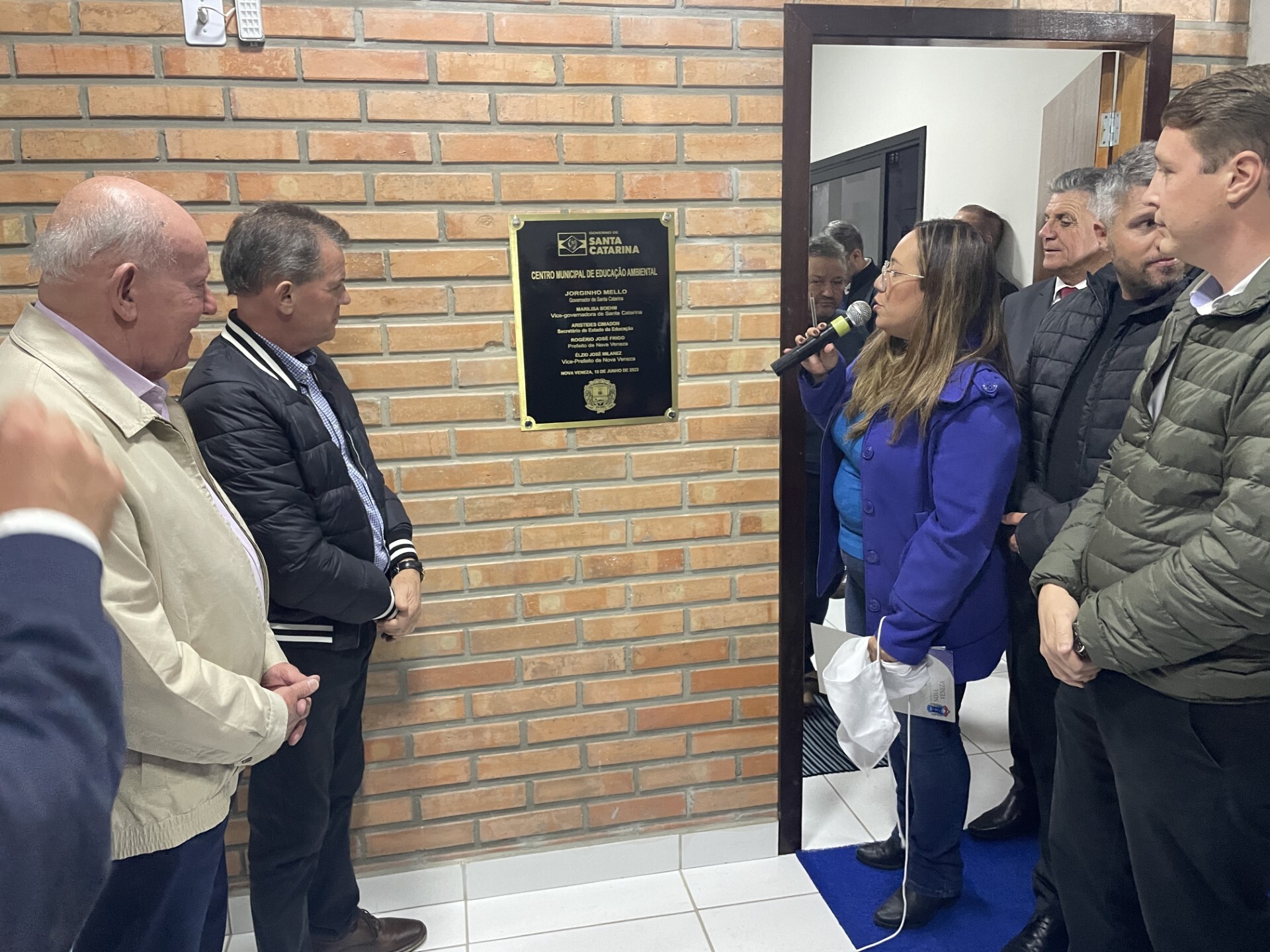 Deputado Marcos Vieira no ato de inauguração
