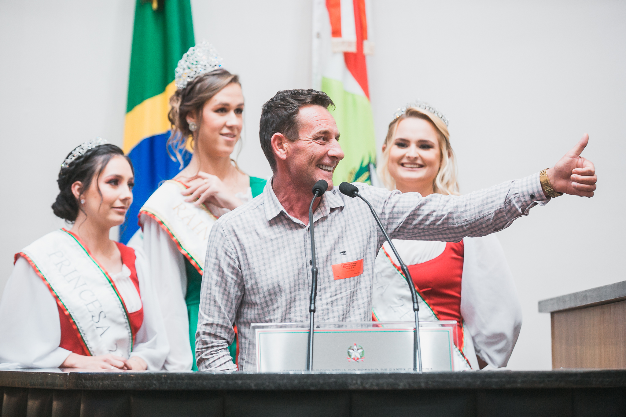 Prefeito e Realeza convidam para a Festa da Polenta em Rio do Oeste