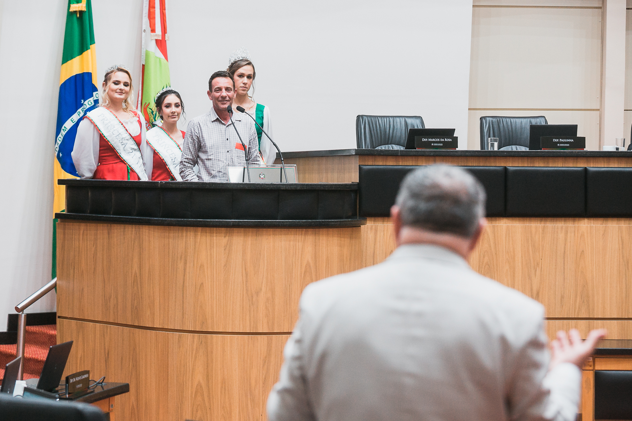 Prefeito e Realeza convidam para a Festa da Polenta em Rio do Oeste