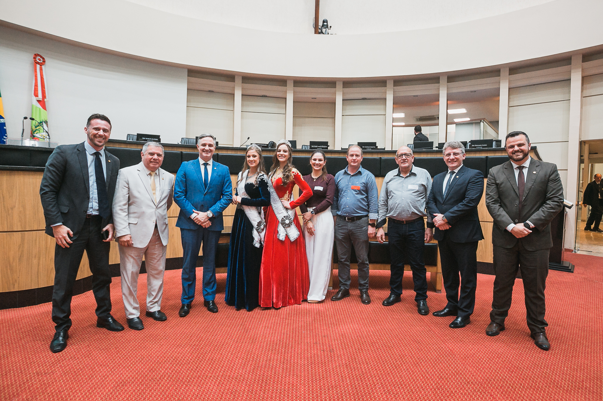 Prefeito e Realeza convidam para a Festa do Colono em Rio do Campo