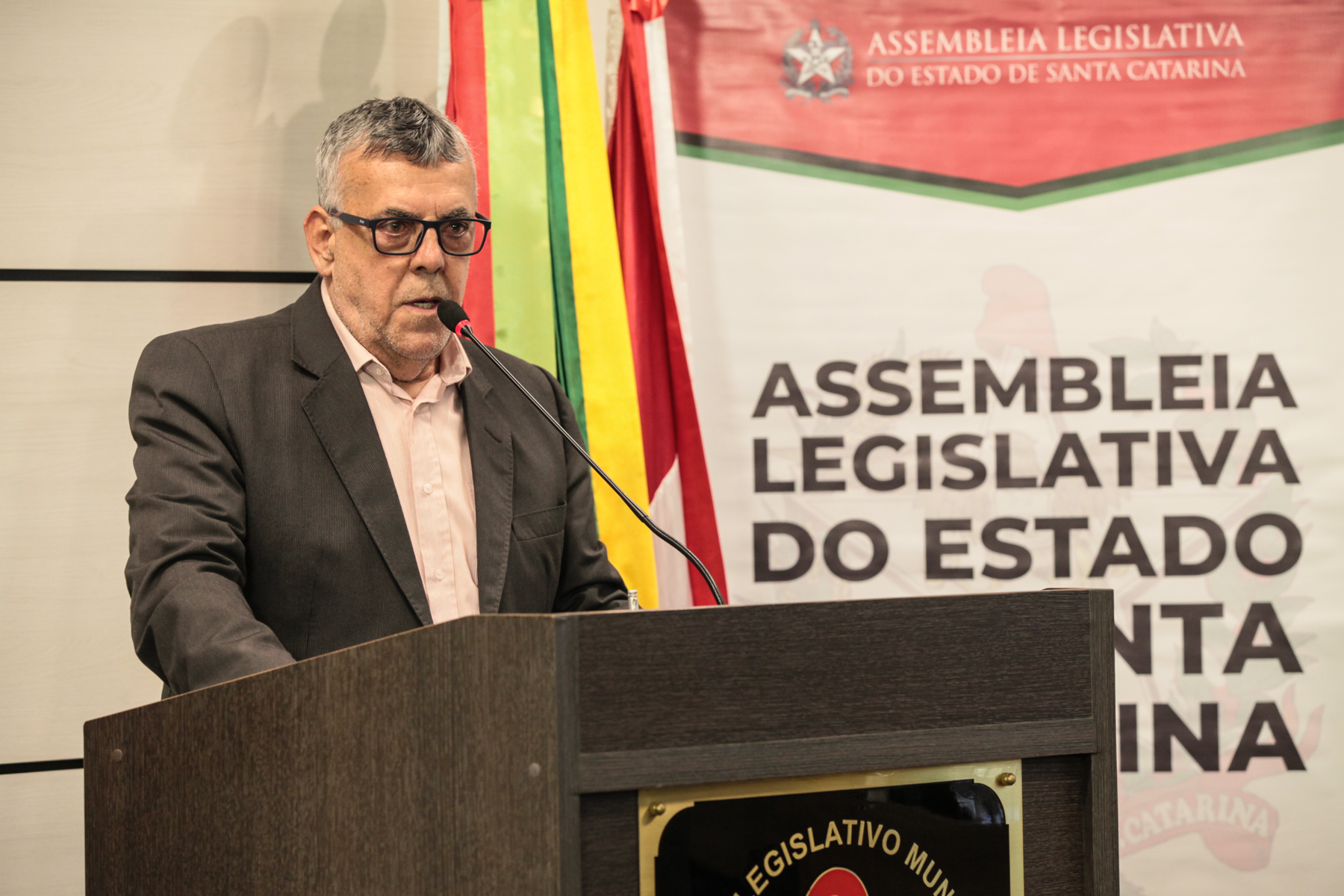 Audiência Pública - Discussão da implantação da Escola Cívico Militar em São José