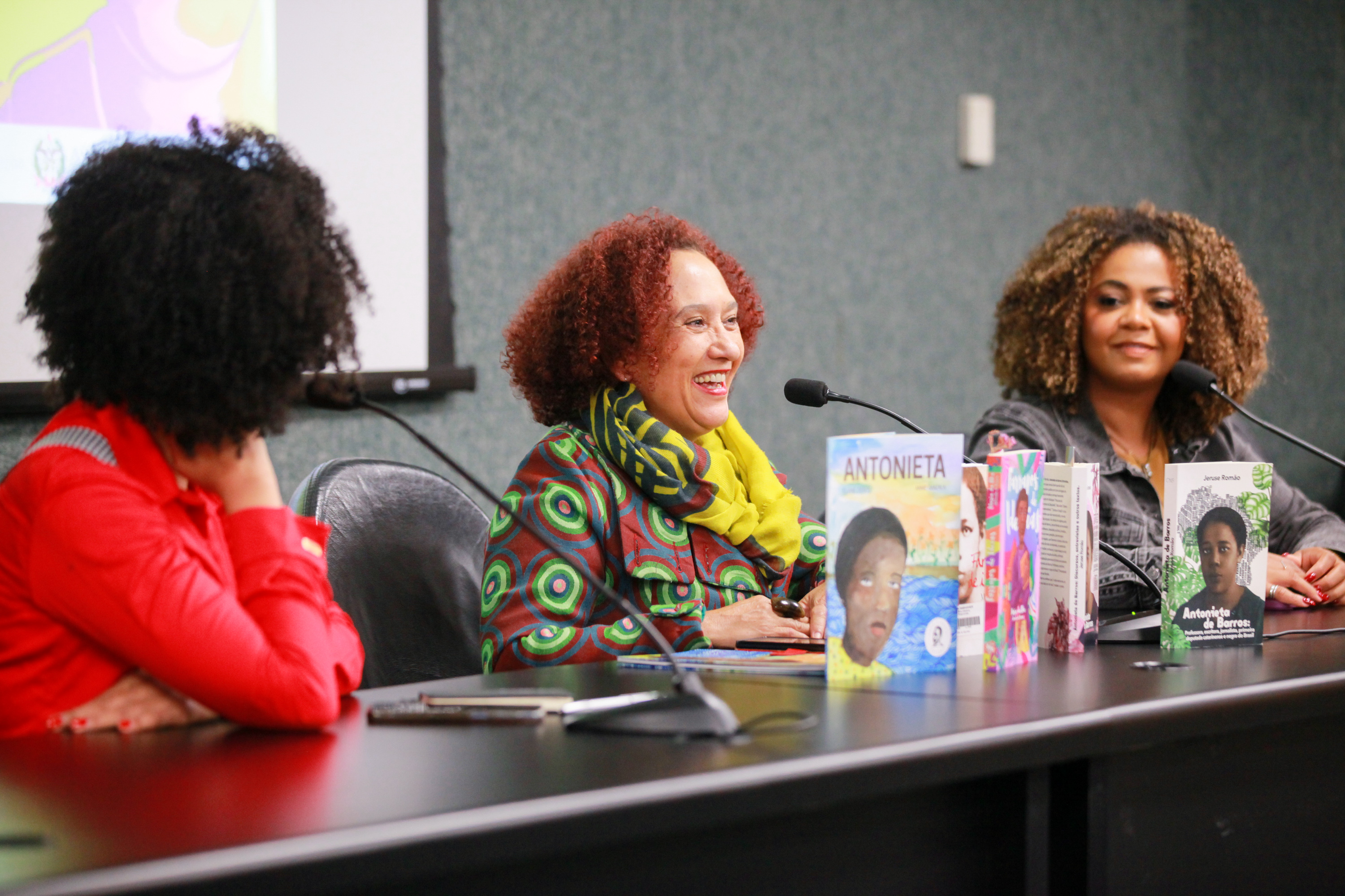 Roda de Conversa: Antonieta na Imprensa e na Literatura