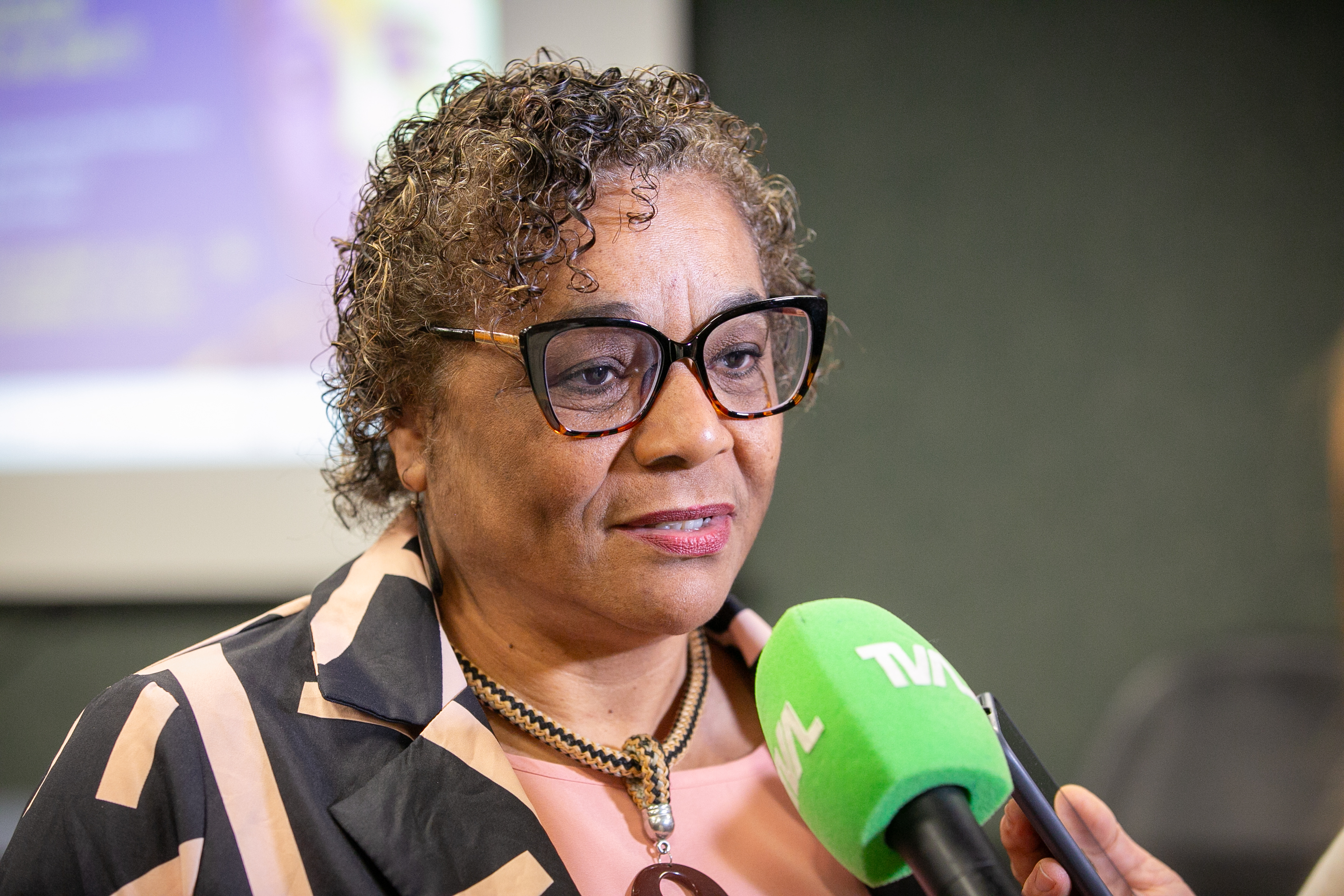 RODA DE CONVERVERSA - Antonieta de Barros: a Educação como Direito-Maria Aparecida Rita Moreira