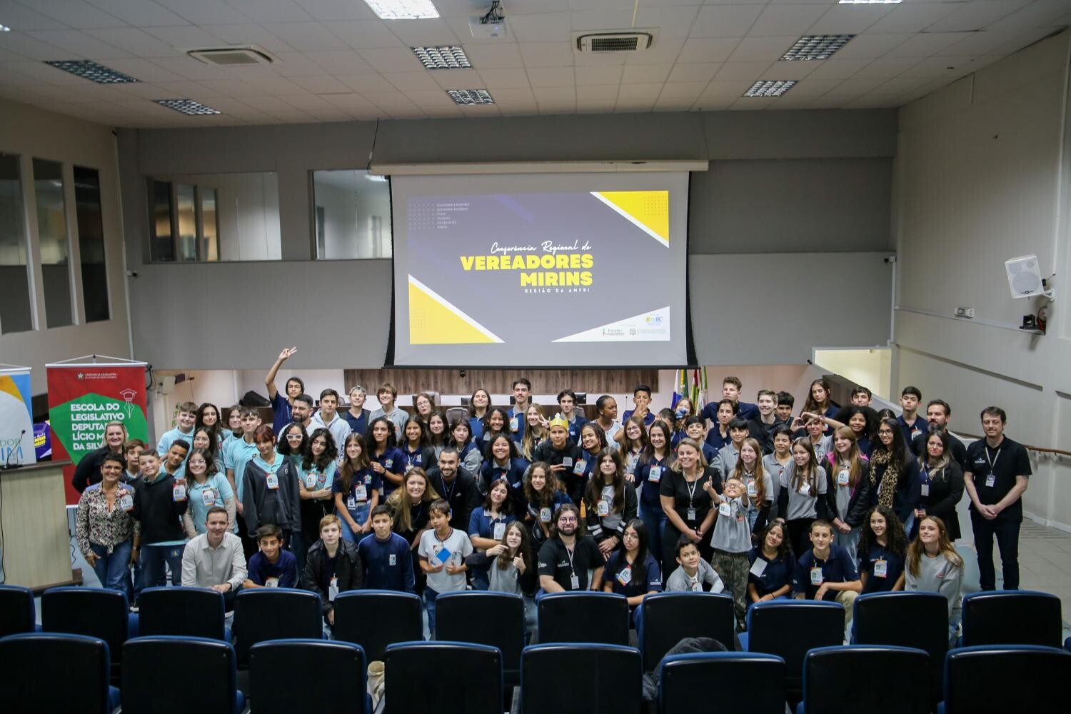 Programa Vereador Mirim debate impactos do vício em tecnologia entre crianças e adolescentes