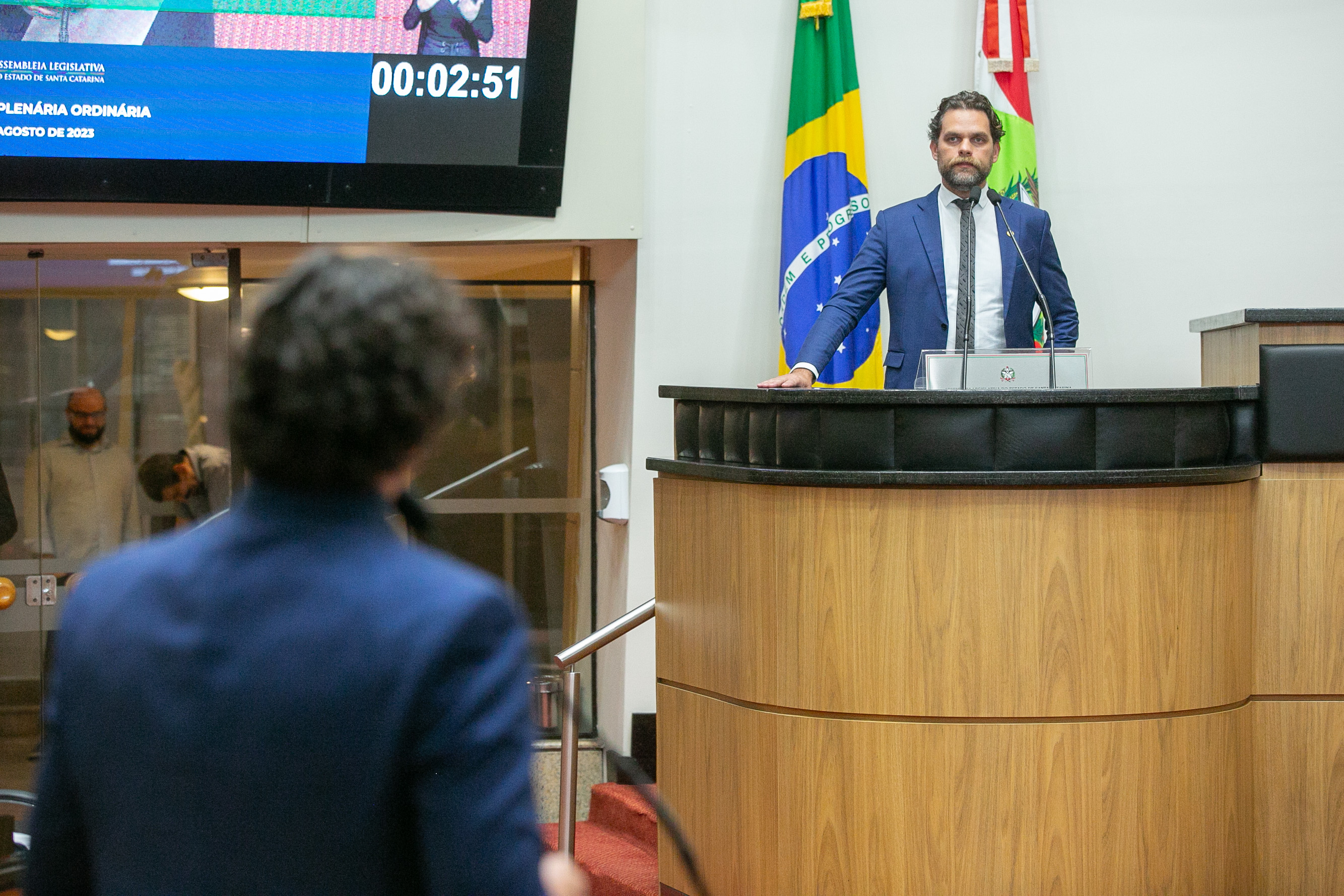 INTERRUPÇÃO DA SESSÃO – Deputado Goura