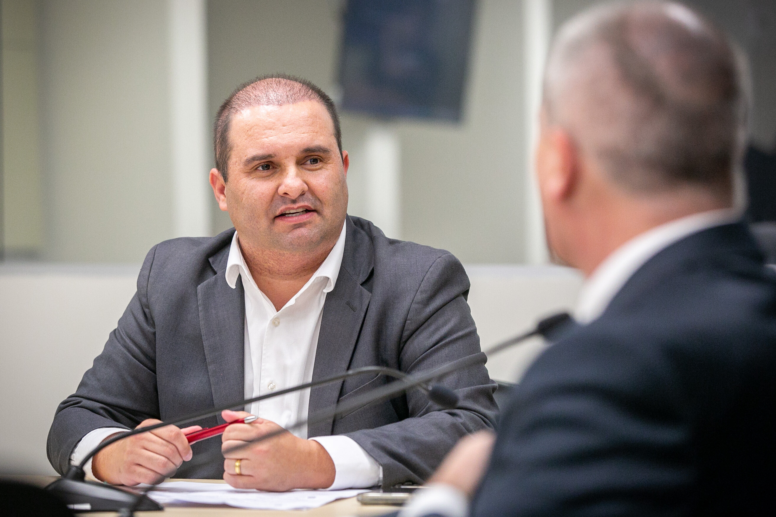 Deputado Sérgio Guimarães, presidente da Comissão de Proteção Civil