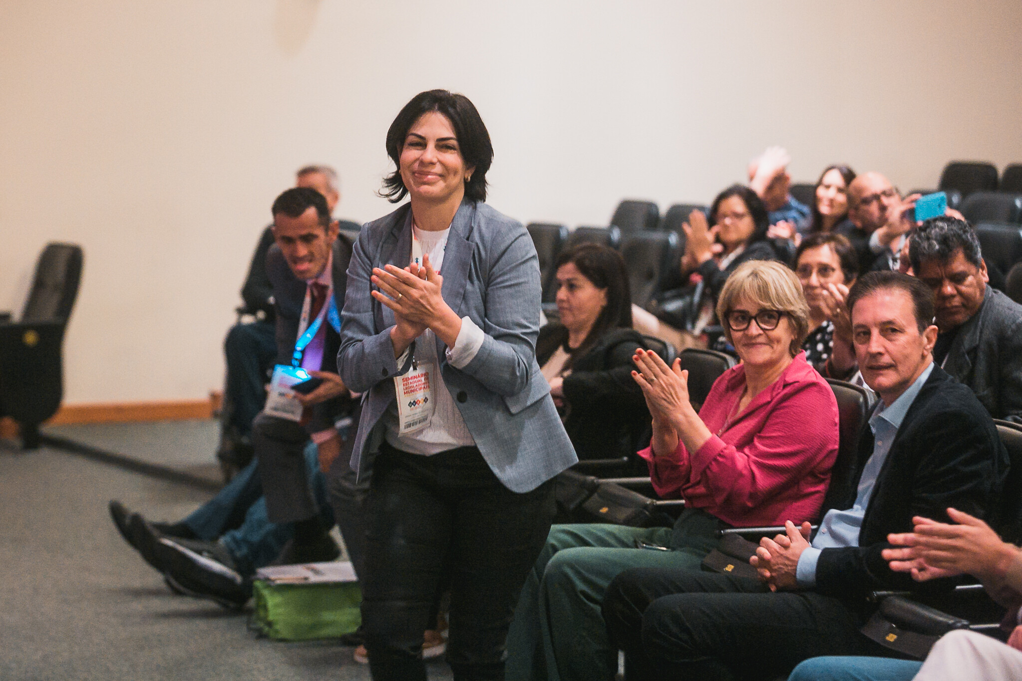 Palestras sobre assistência social e comunicação digital encerram seminário da Uvesc