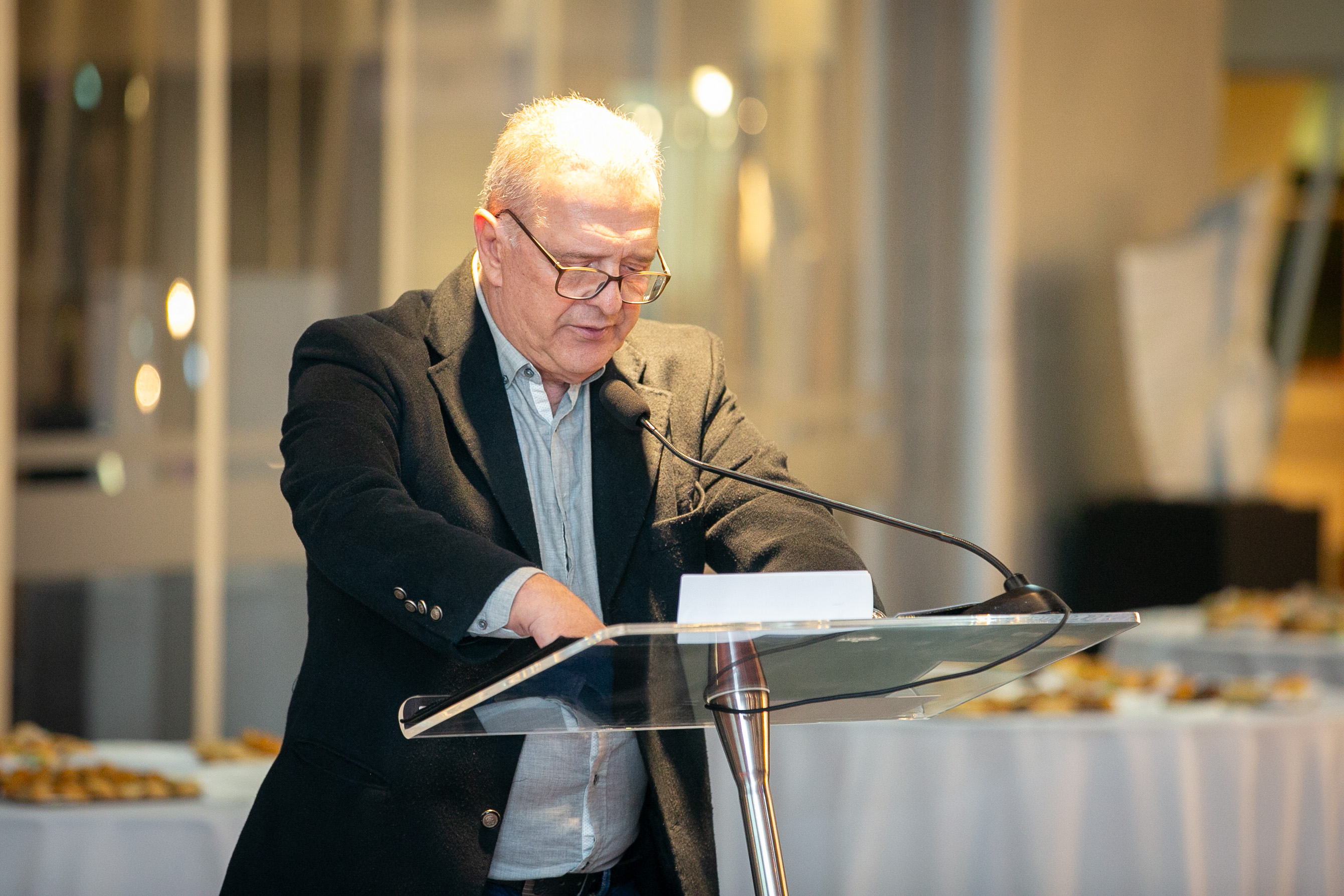 LANÇAMENTO LITERÁRIO - 
