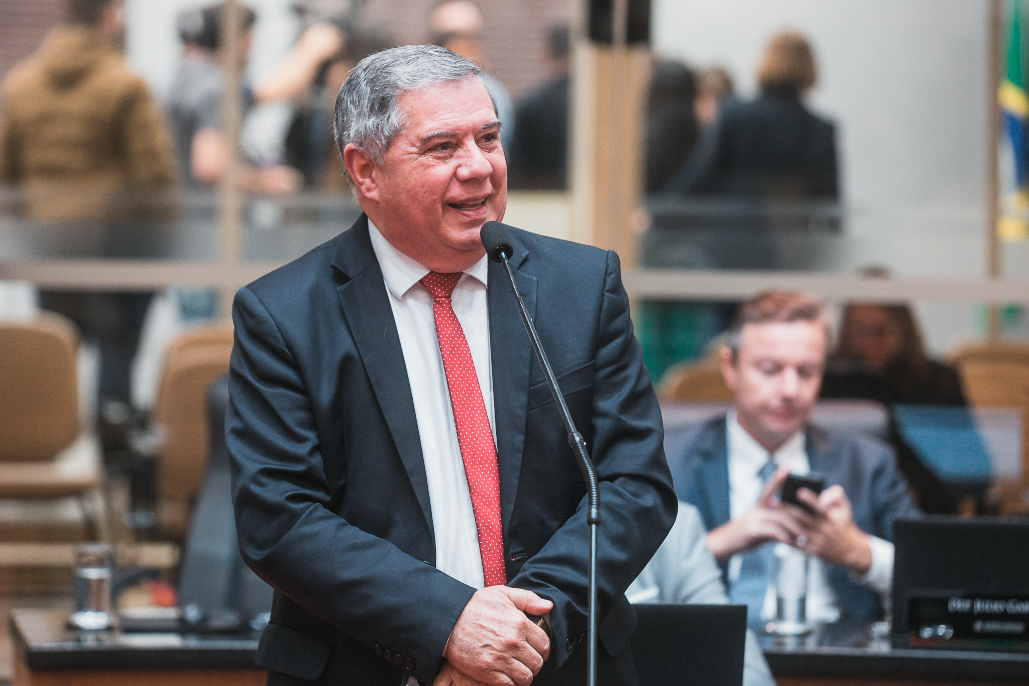 Suspensão de Sessão - Vice-Prefeita e Realeza de São Joaquim convidam para a Festa Nacional da Maçã - Deputado Mário Motta (PSD)