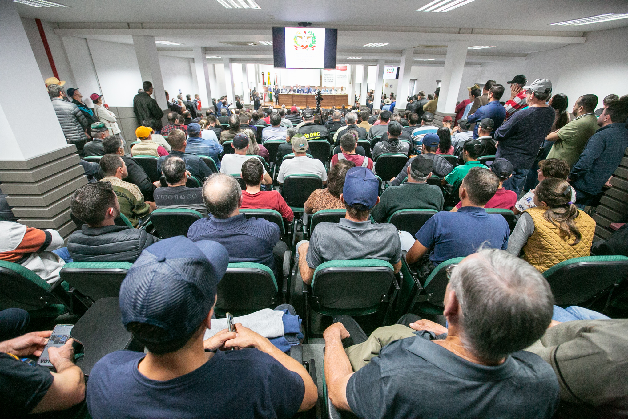 AUDIÊNCIA PÚBLICA - Situação dos produtores de leite em Santa Catarina