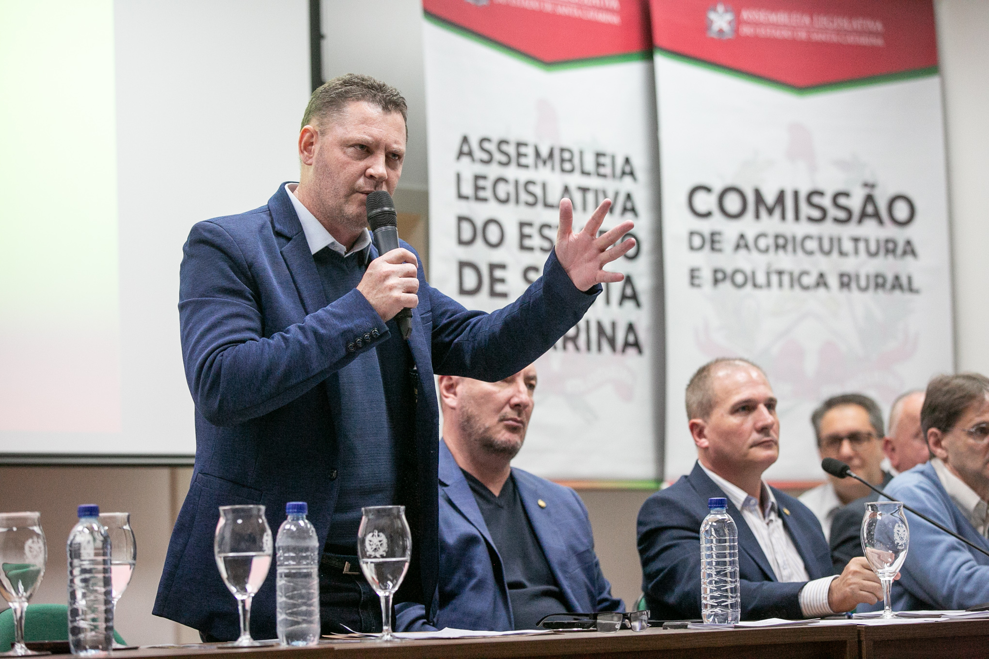 AUDIÊNCIA PÚBLICA - Situação dos produtores de leite em Santa Catarina