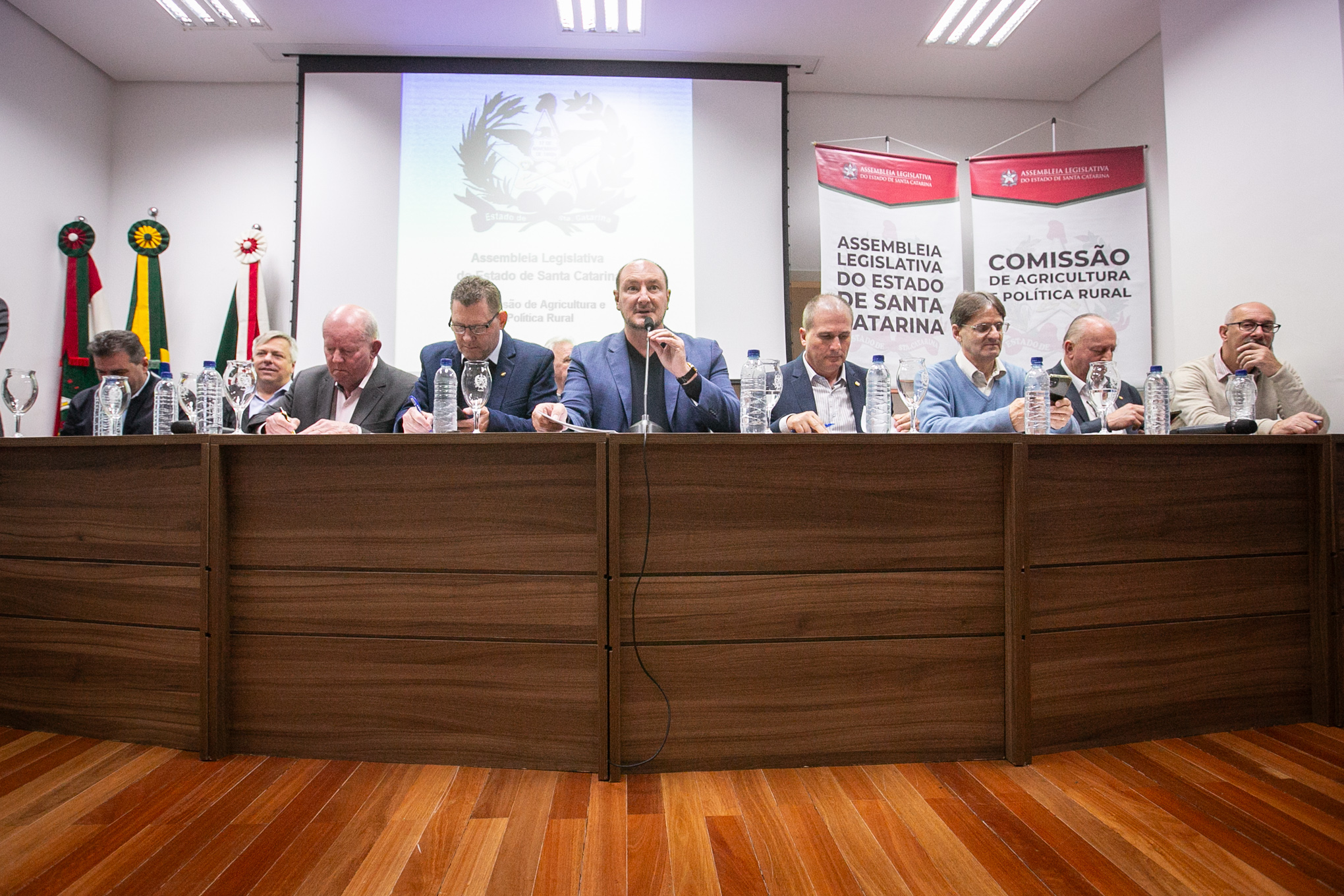 AUDIÊNCIA PÚBLICA - Situação dos produtores de leite em Santa Catarina