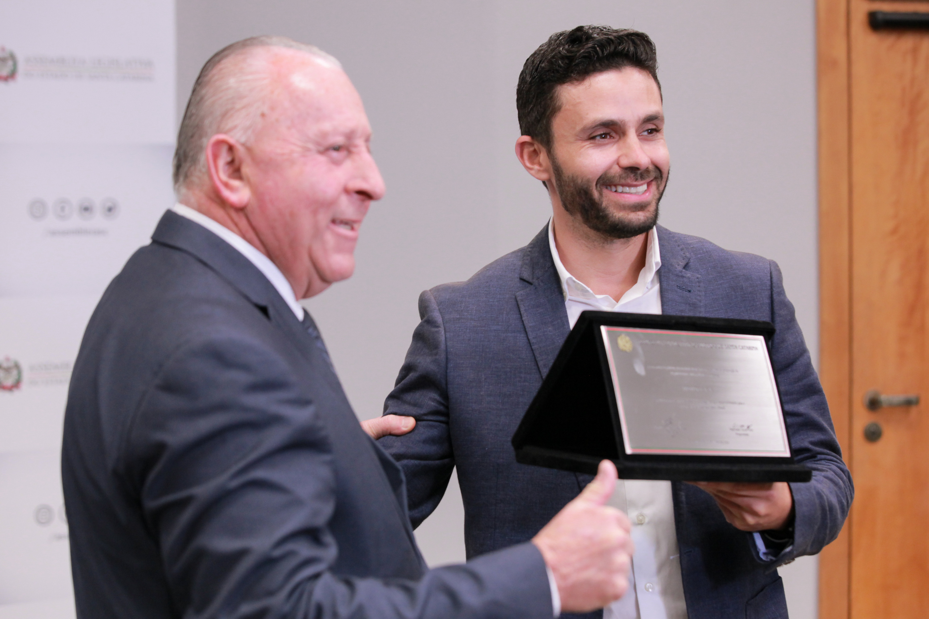 Industrial Rex recebe homenagem de Deputado Oscar Gutz