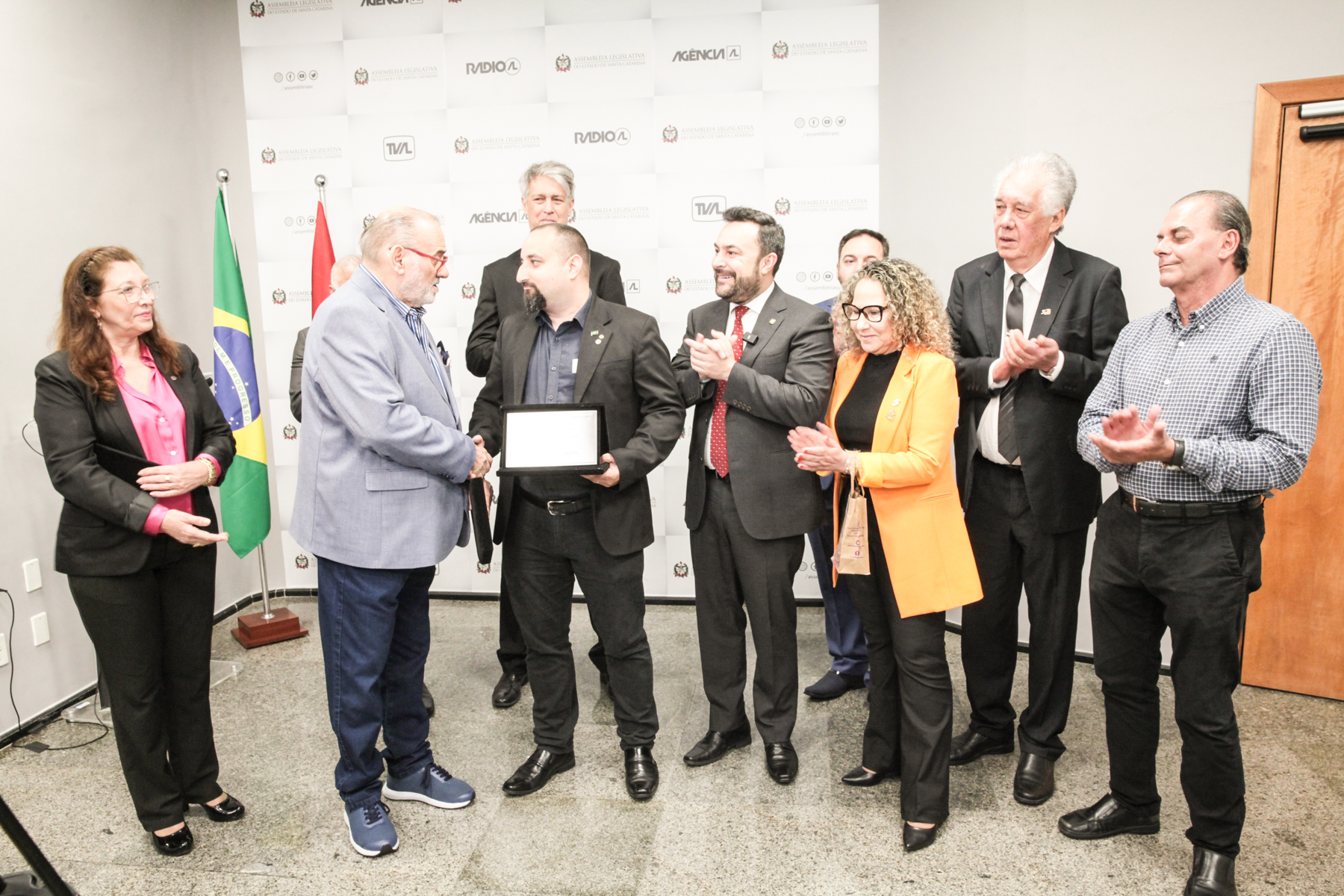 Suspensão da Sessão Ordinária