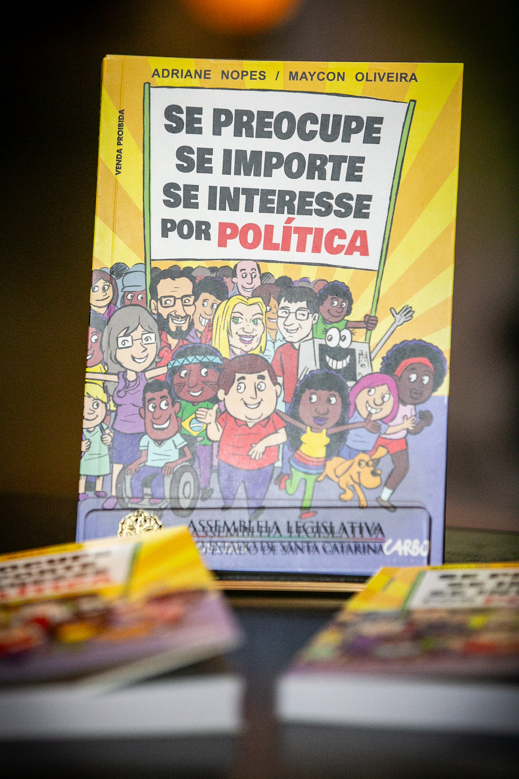 LANÇAMENTO LITERÁRIO - 
