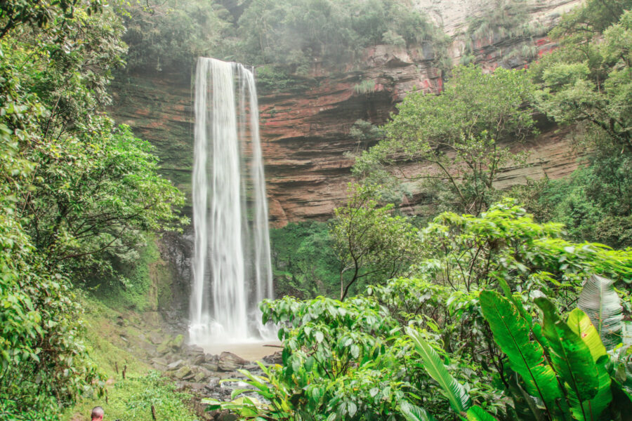 A Cachoeira Tabarelli, uma das principais atrações de Presidente Getúlio; ela possui o maior volume d’água entre as cachoeiras localizadas no município e cai de uma altura de 47 metros