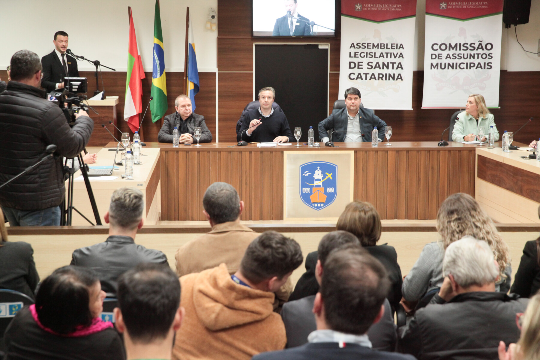 Audiência Pública discute deficiências no sistema de ferry boat entre Itajaí e Navegantes
