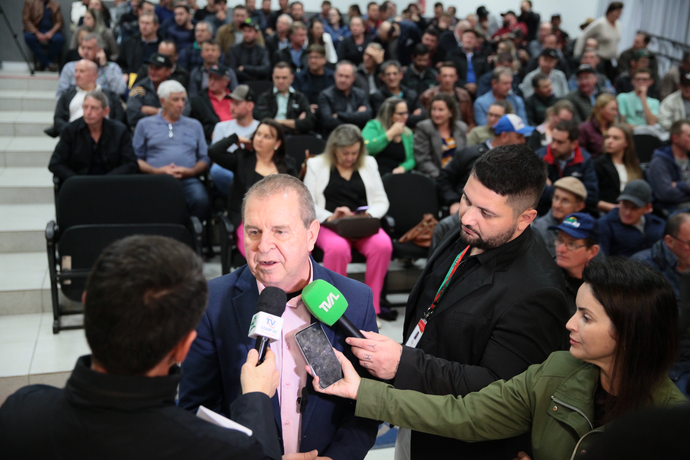 Audiência Pública que irá discutir a situação dos produtores de Leite do Estado - Deputado Maurício Eskudlark (PL)