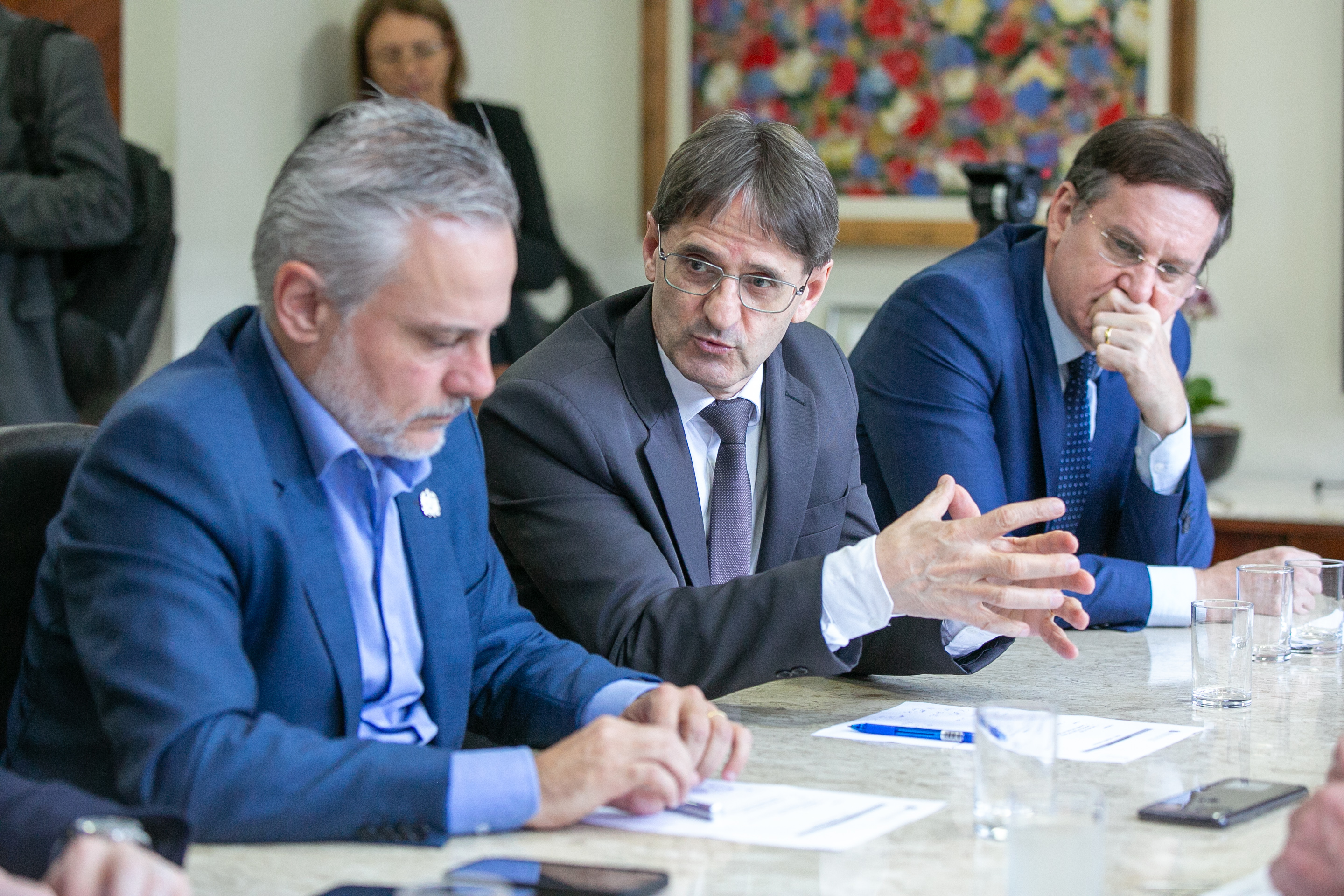 Reunião da Bancada do Oeste com Secretários