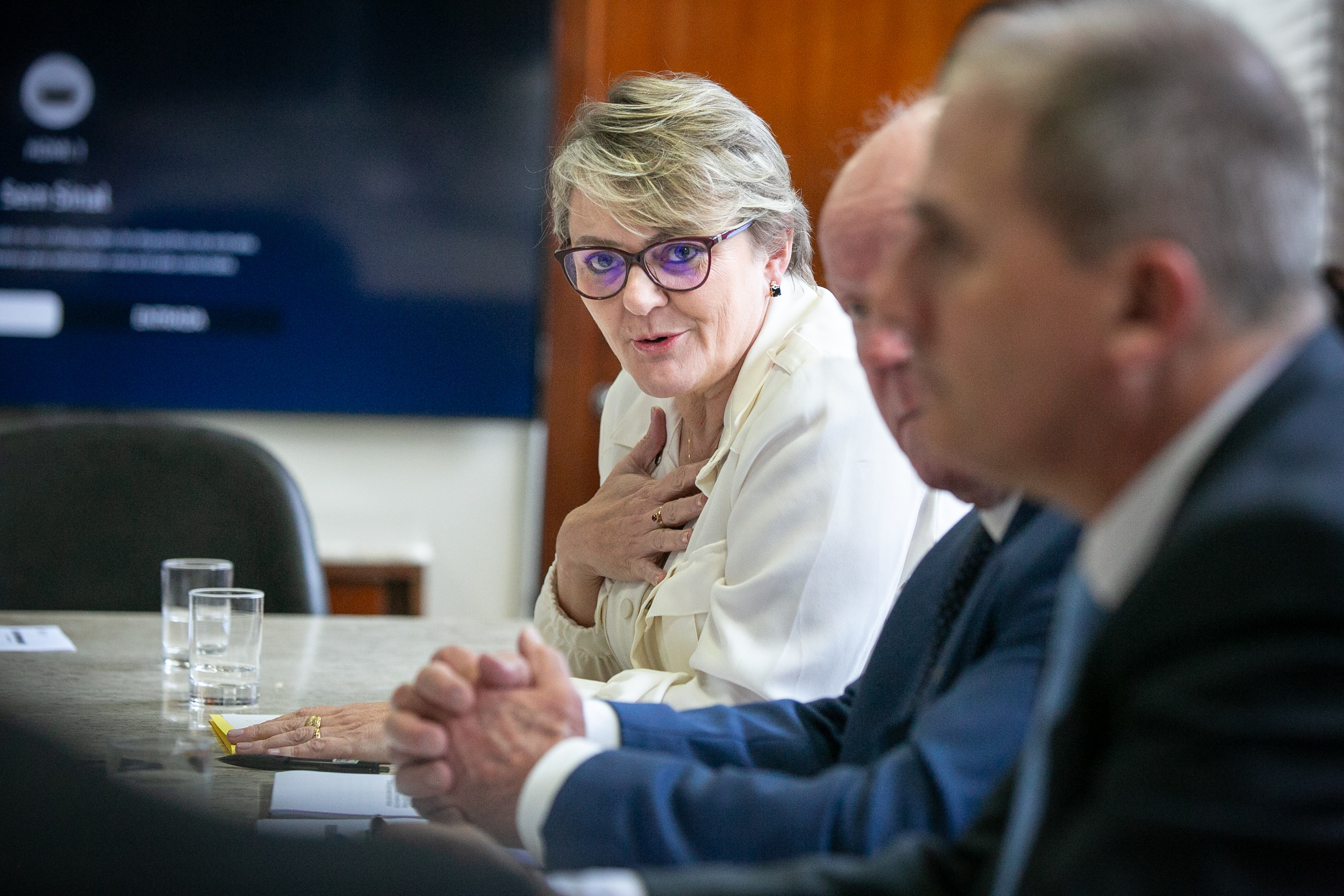 Reunião da Bancada do Oeste com Secretários