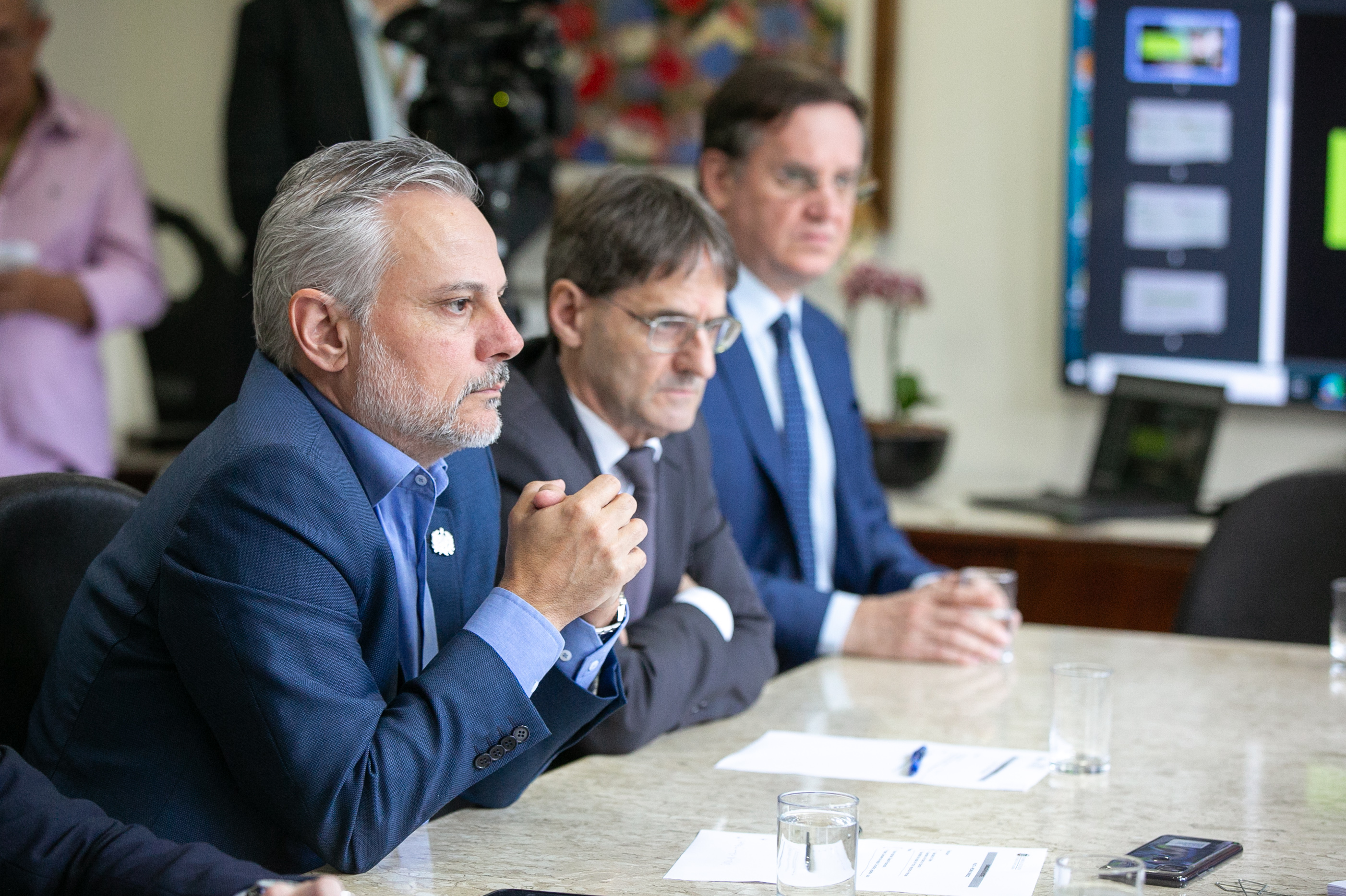 Reunião da Bancada do Oeste com Secretários